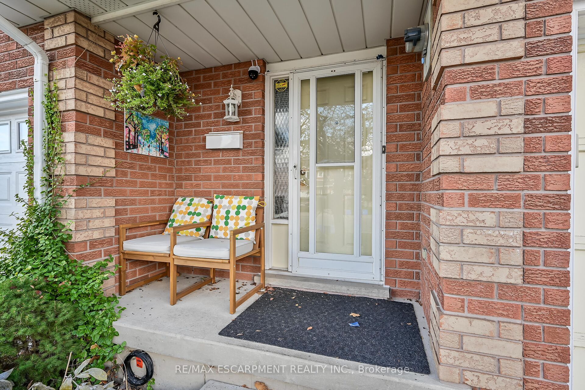 136 Essling Avenue