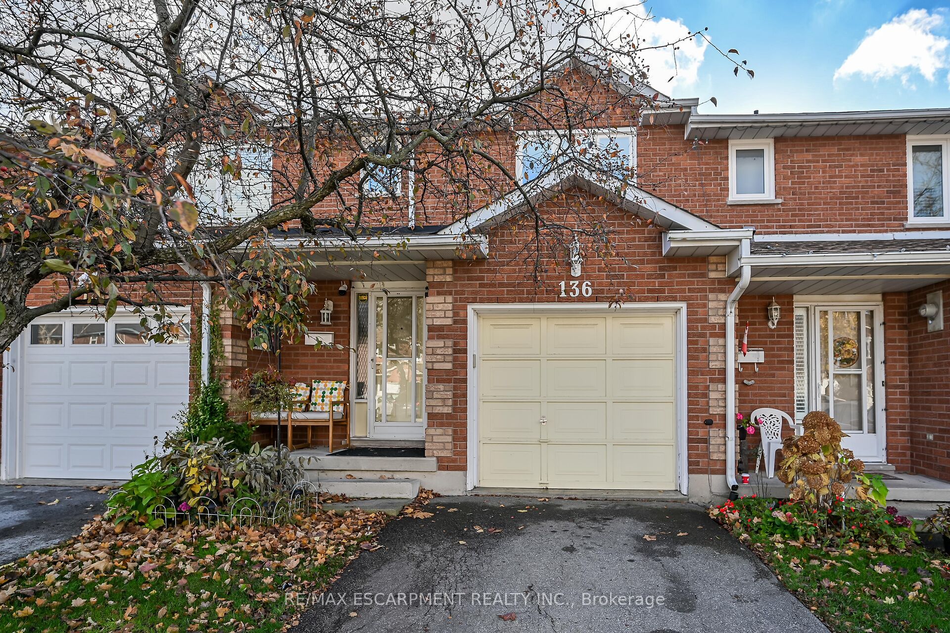 136 Essling Avenue
