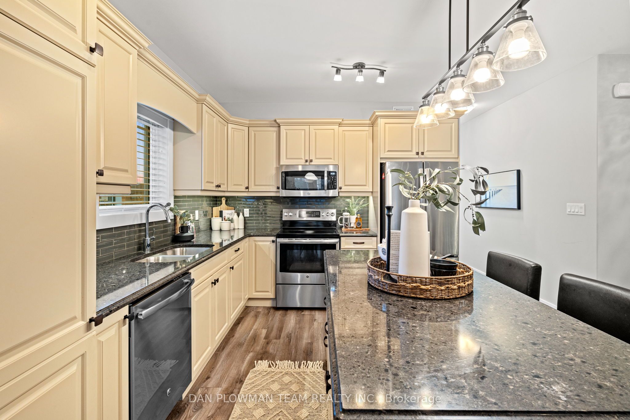 46 Birchmount Street