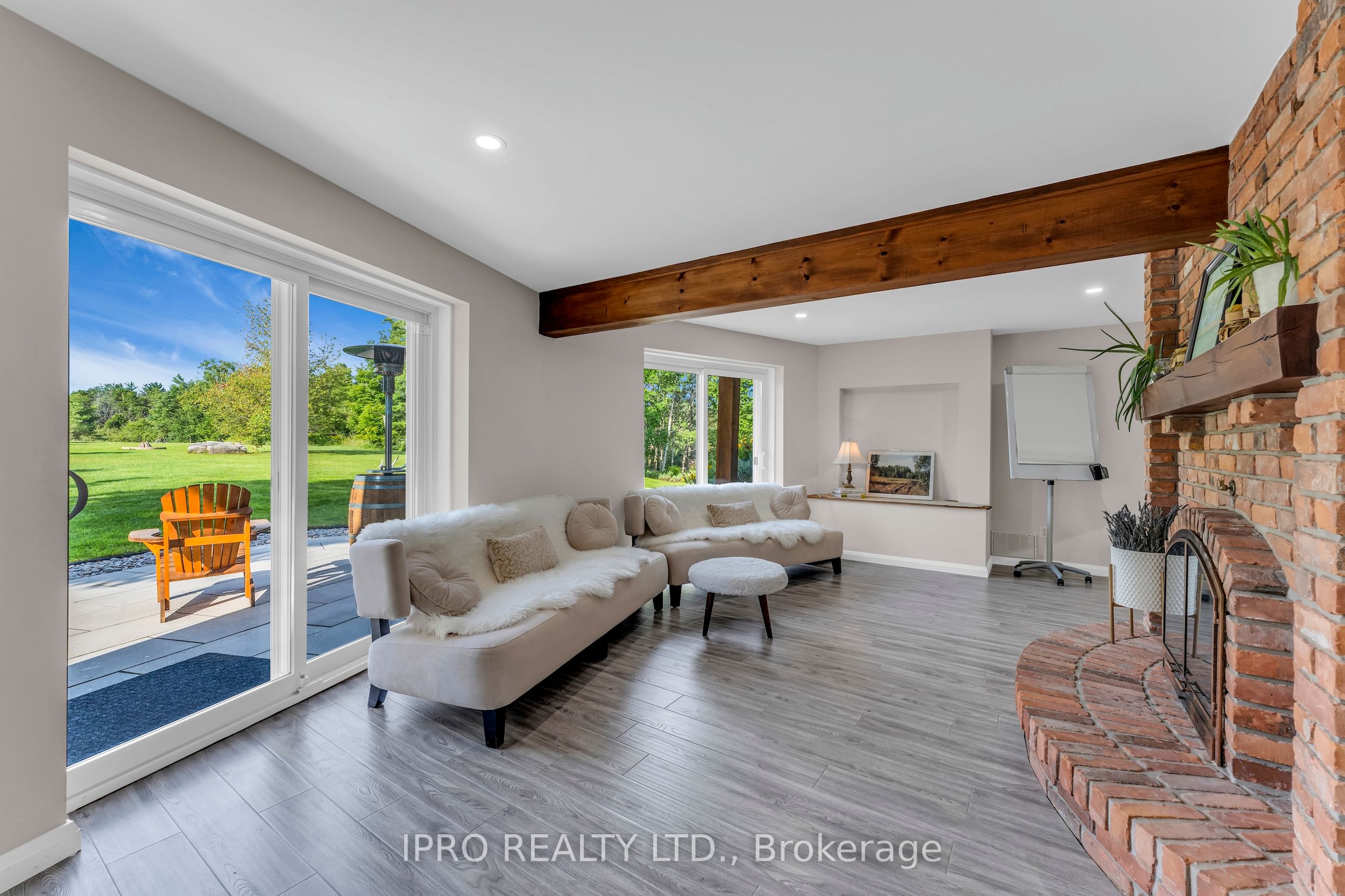 993608 Mono-Adjala Townline