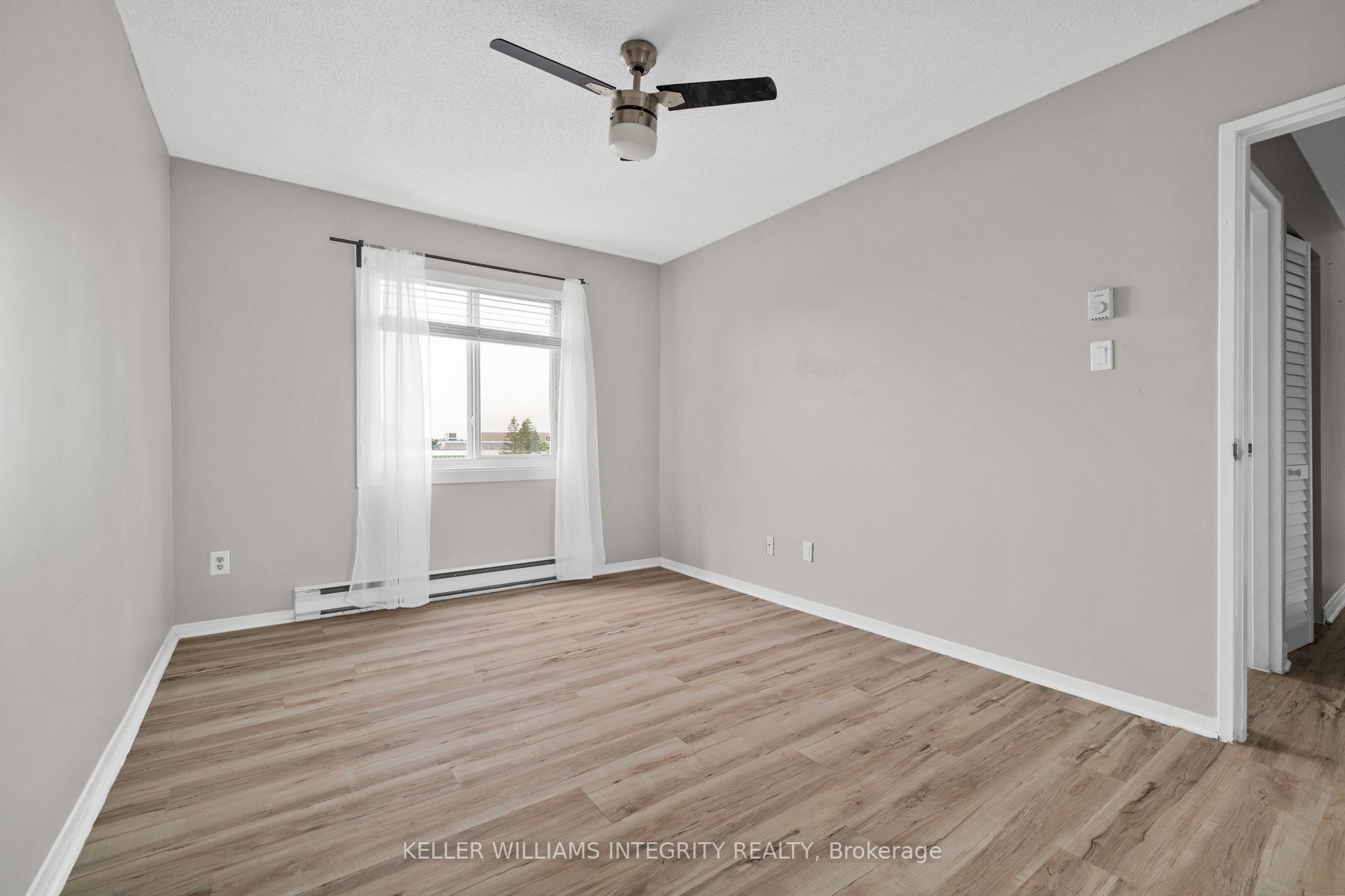 2041 ARROWSMITH Drive #402C