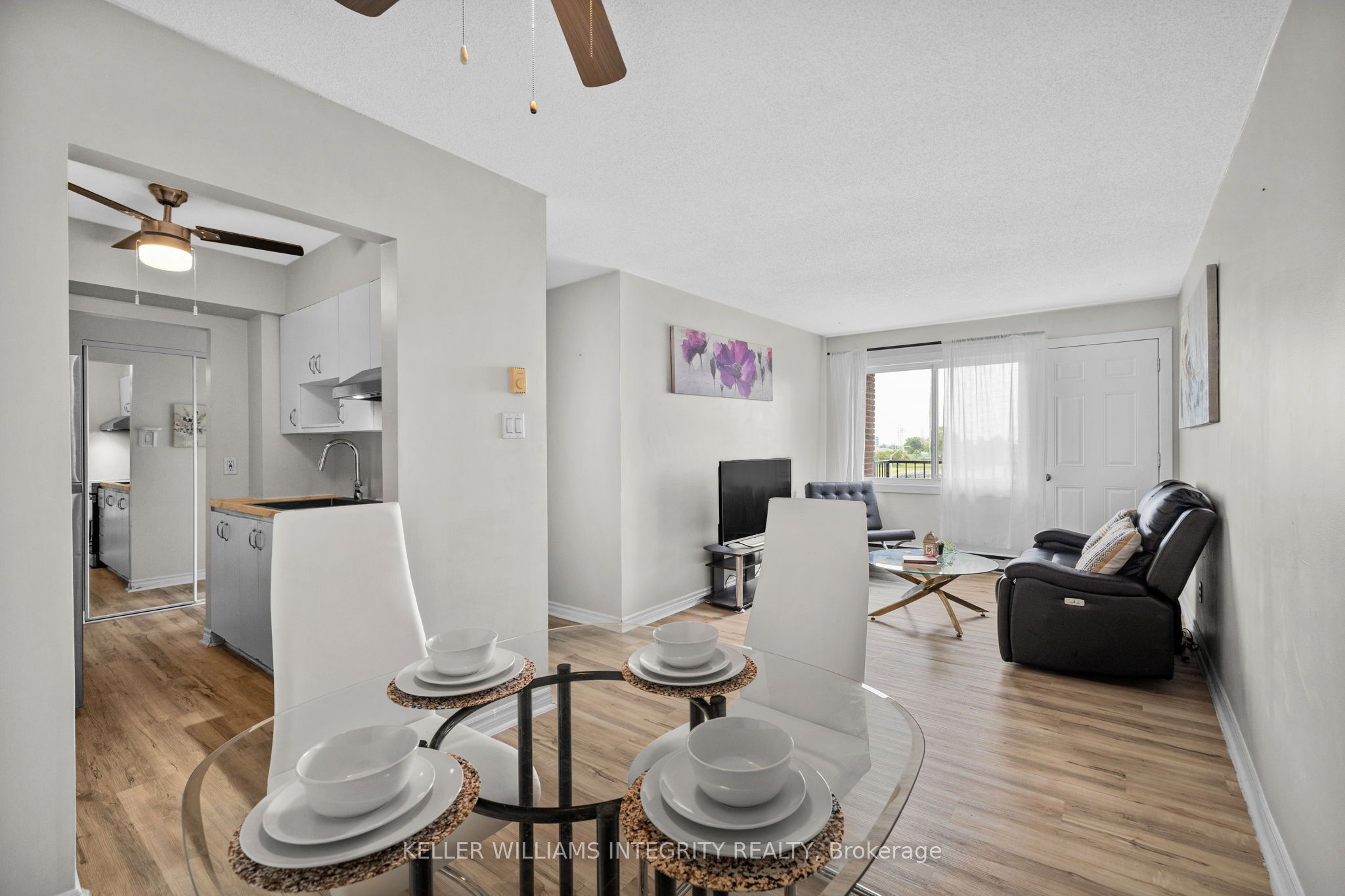 2041 ARROWSMITH Drive #402C