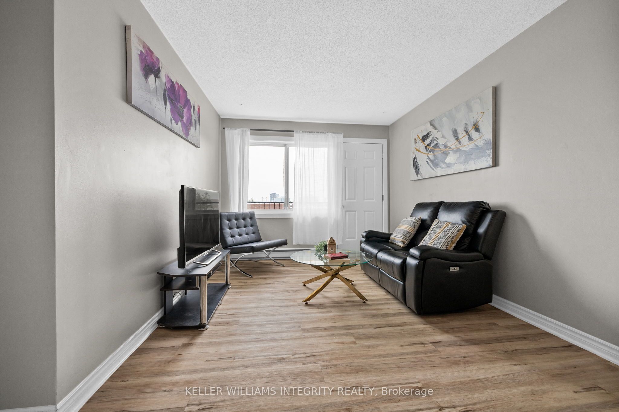 2041 ARROWSMITH Drive #402C