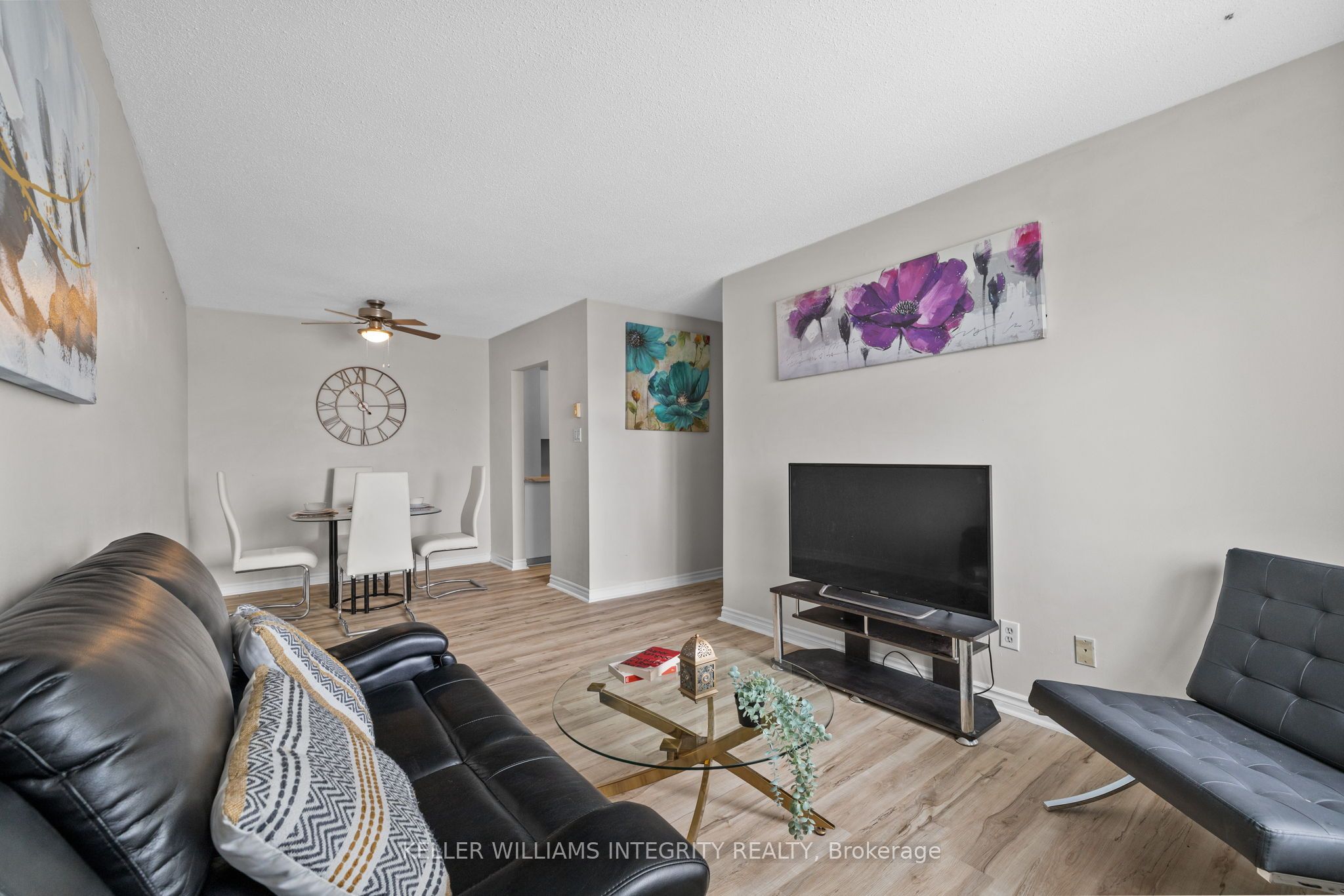 2041 ARROWSMITH Drive #402C