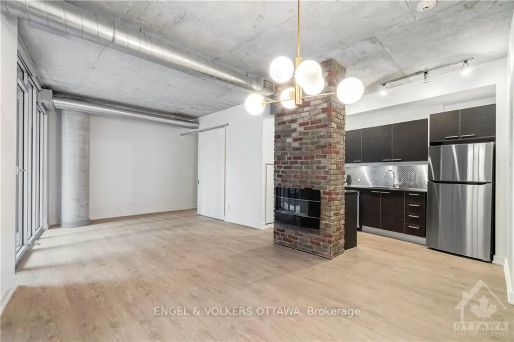 354 GLADSTONE Avenue #205