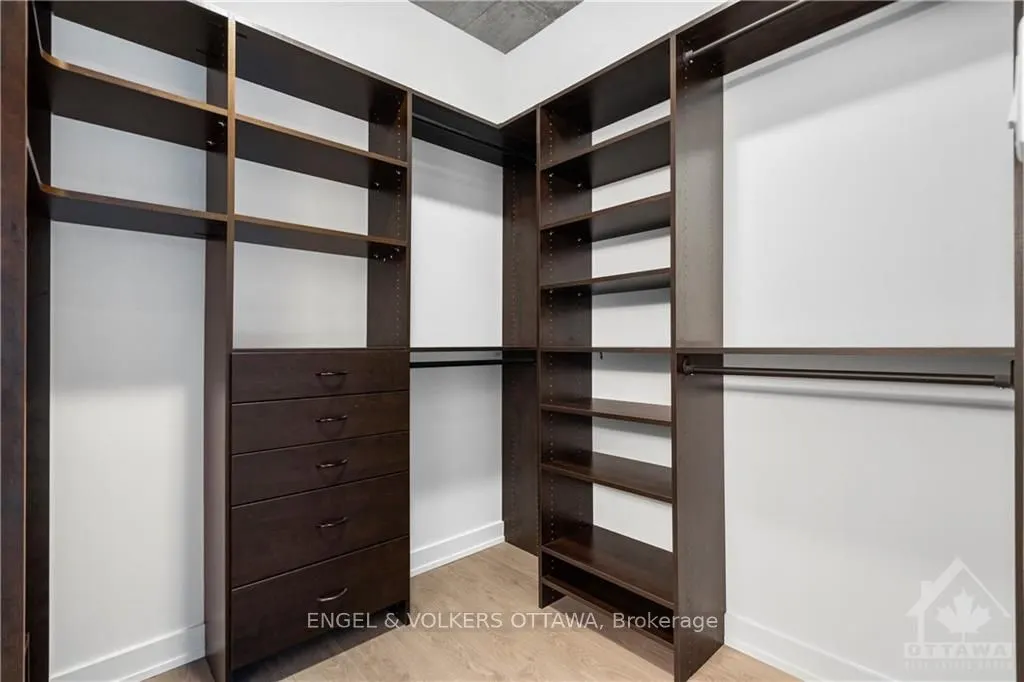 354 GLADSTONE Avenue #205