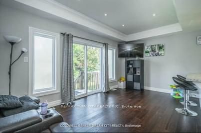 48 Fourth Avenue