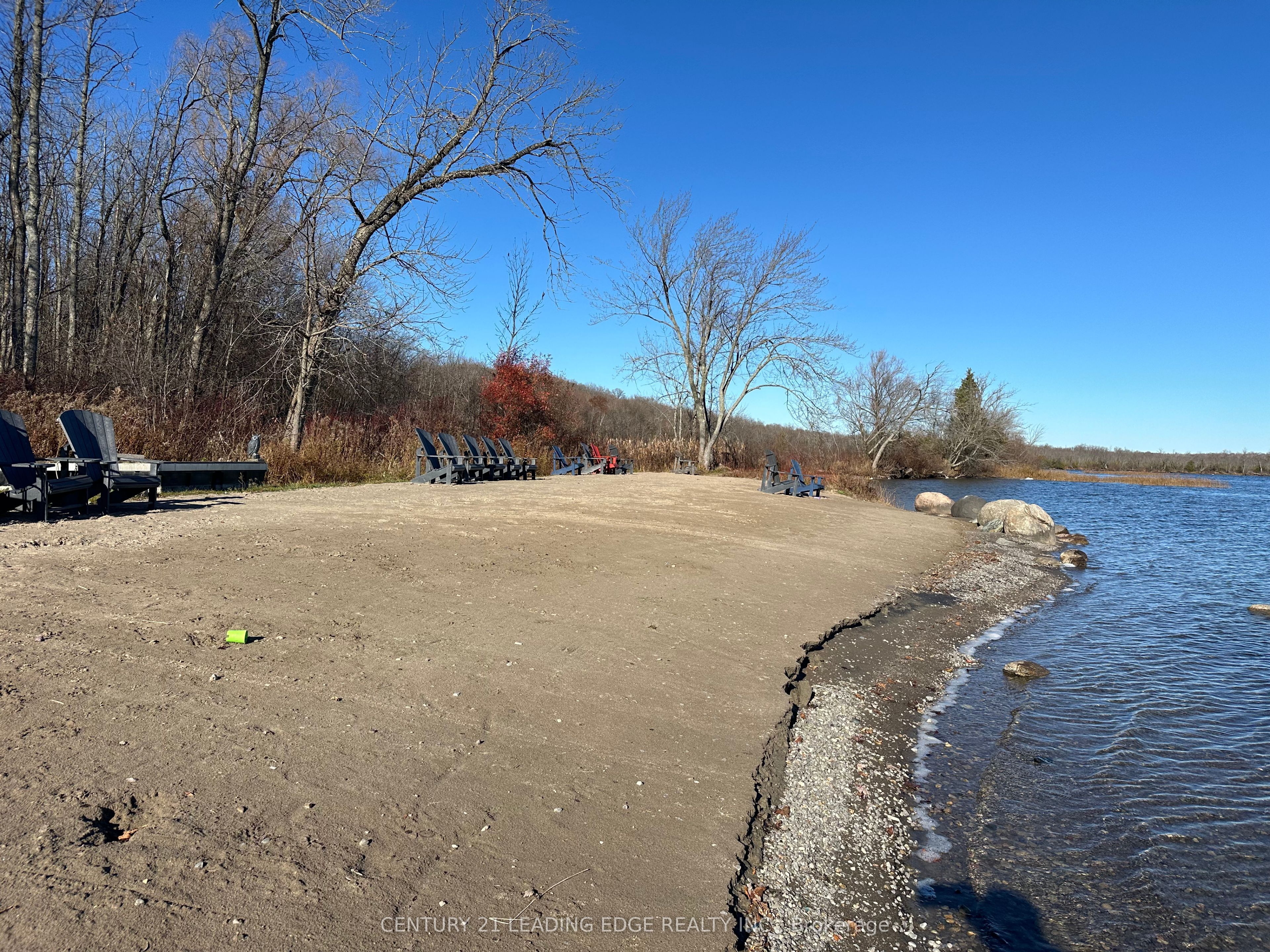 1235 Villiers Line, #4