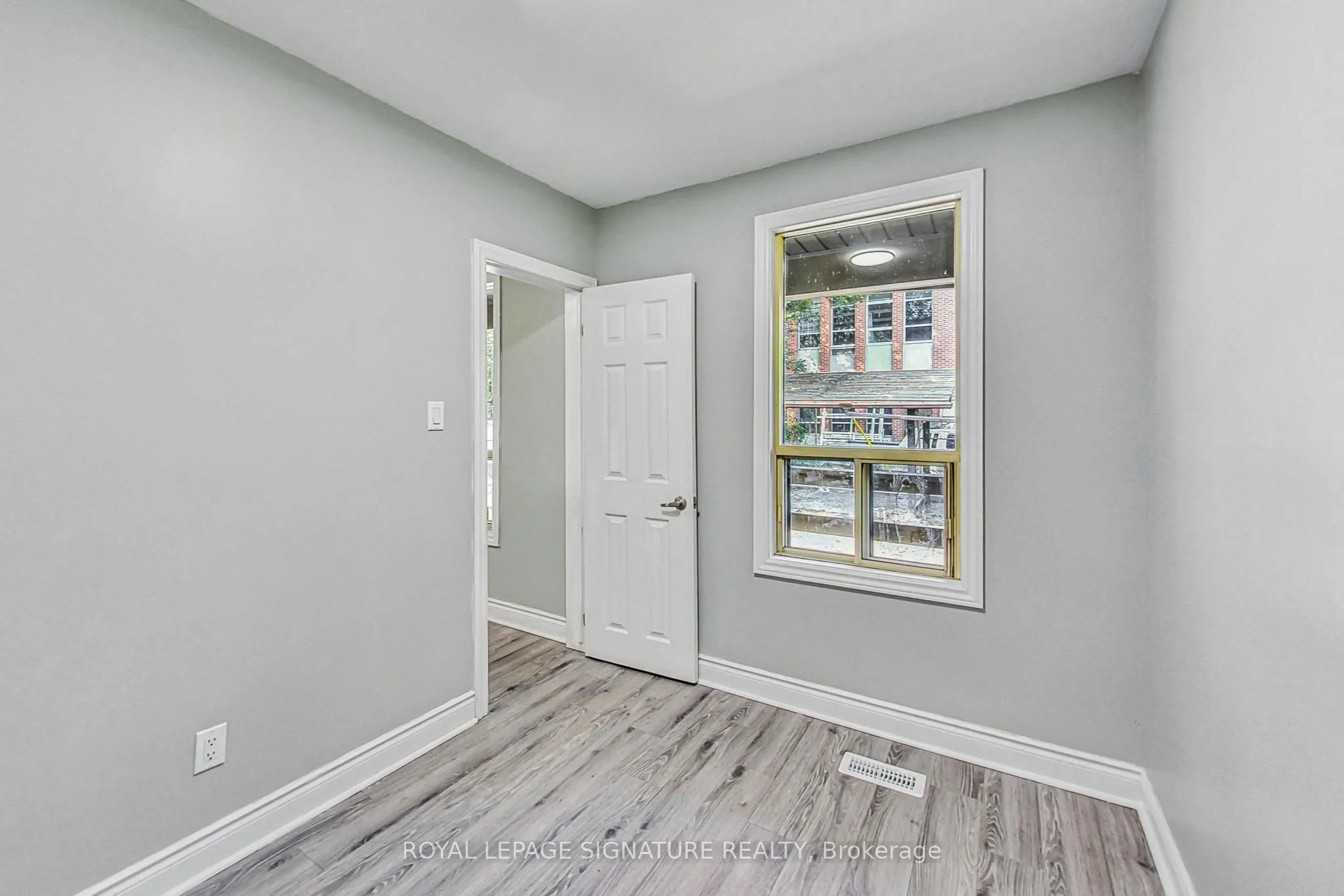 1383 Cannon Street E