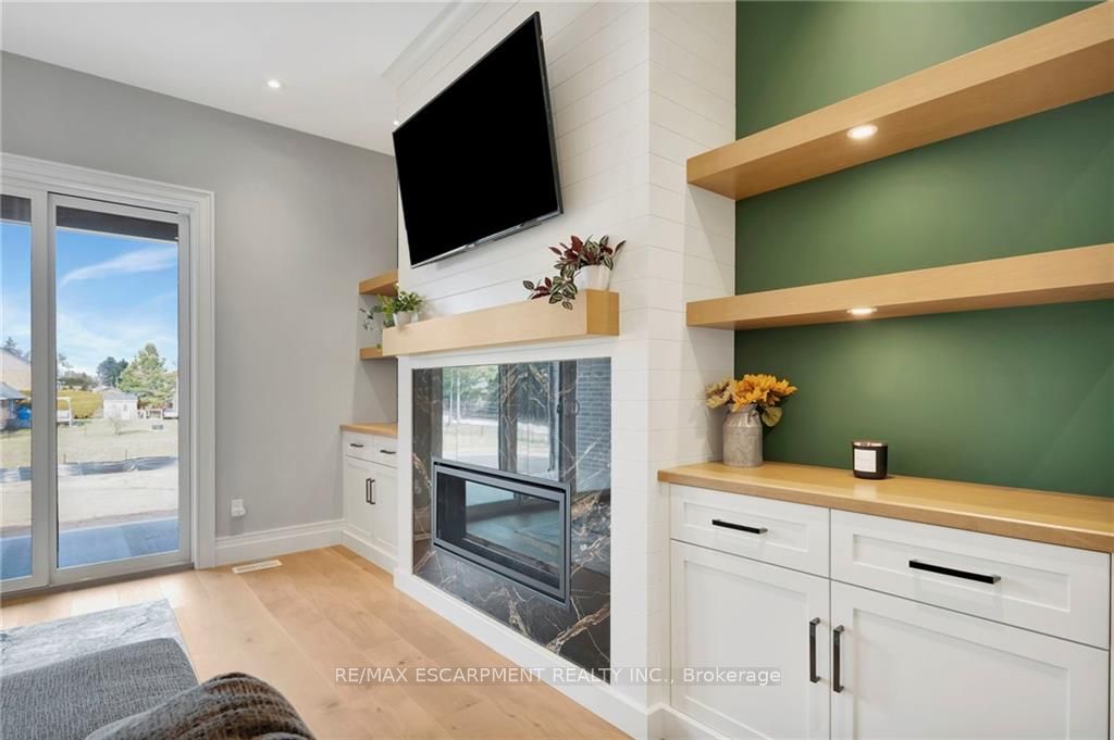 3 Clover Lane