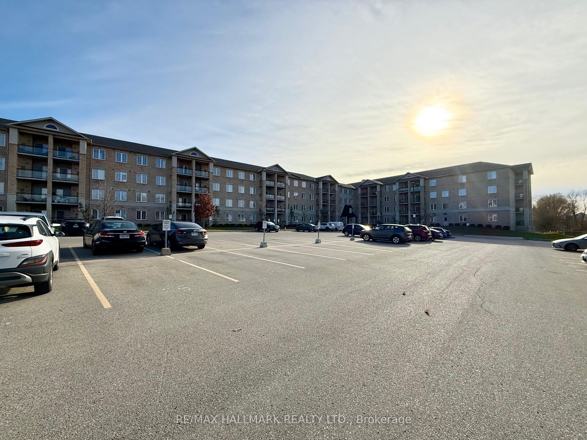 1077 Gordon Street, #315