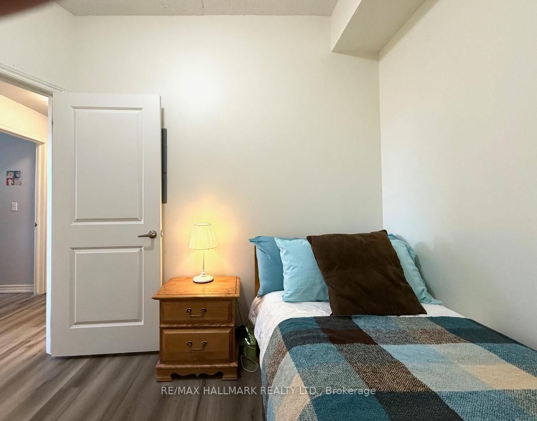 1077 Gordon Street, #315