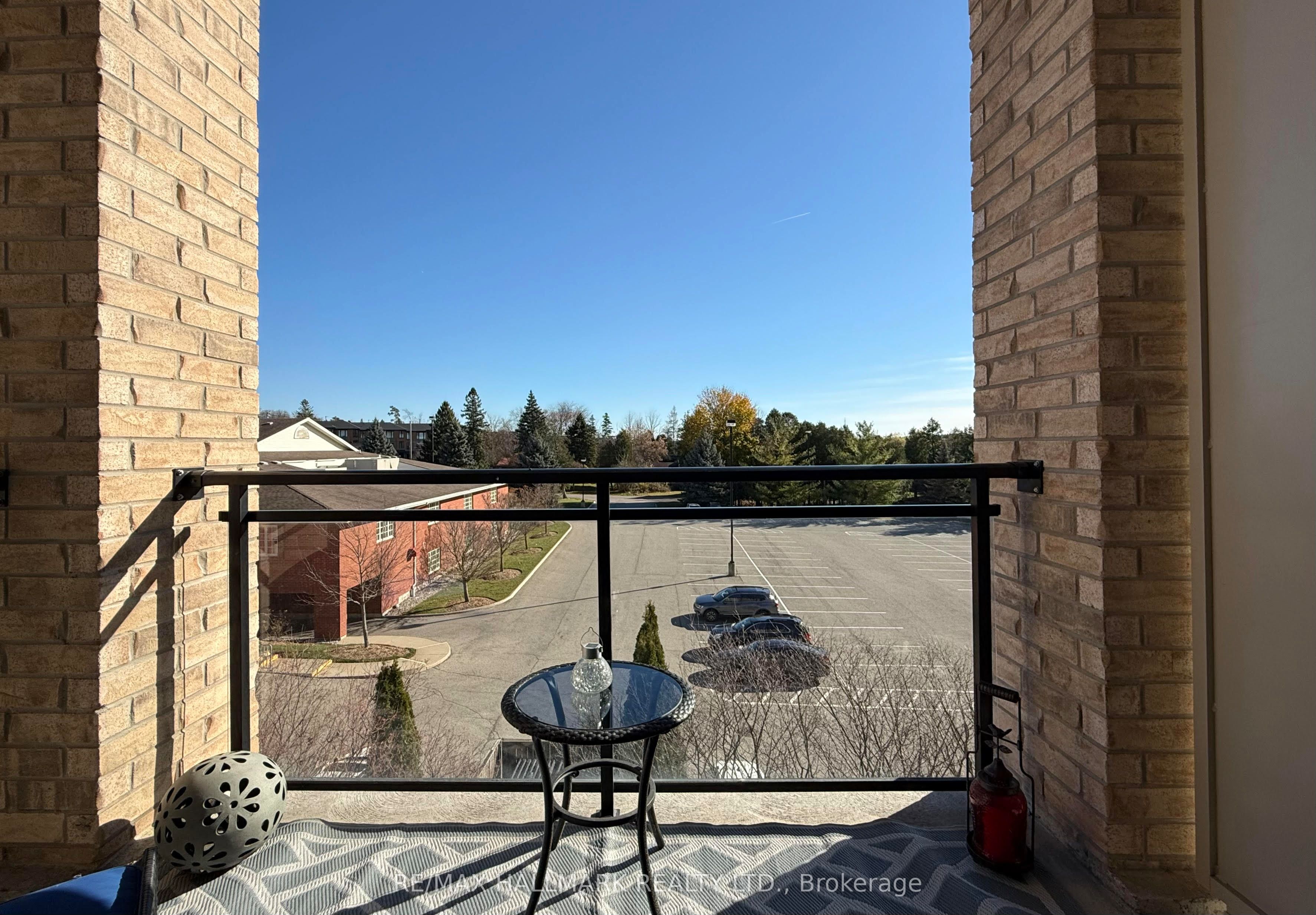1077 Gordon Street, #315