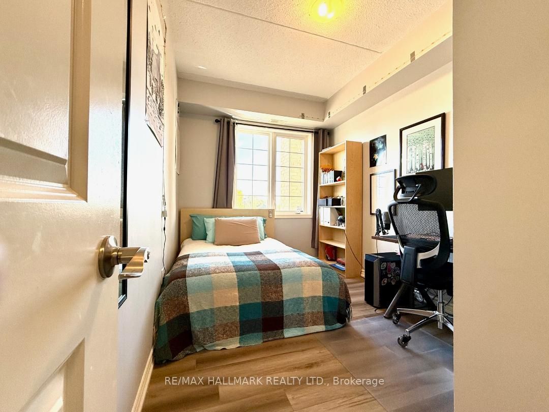 1077 Gordon Street, #315