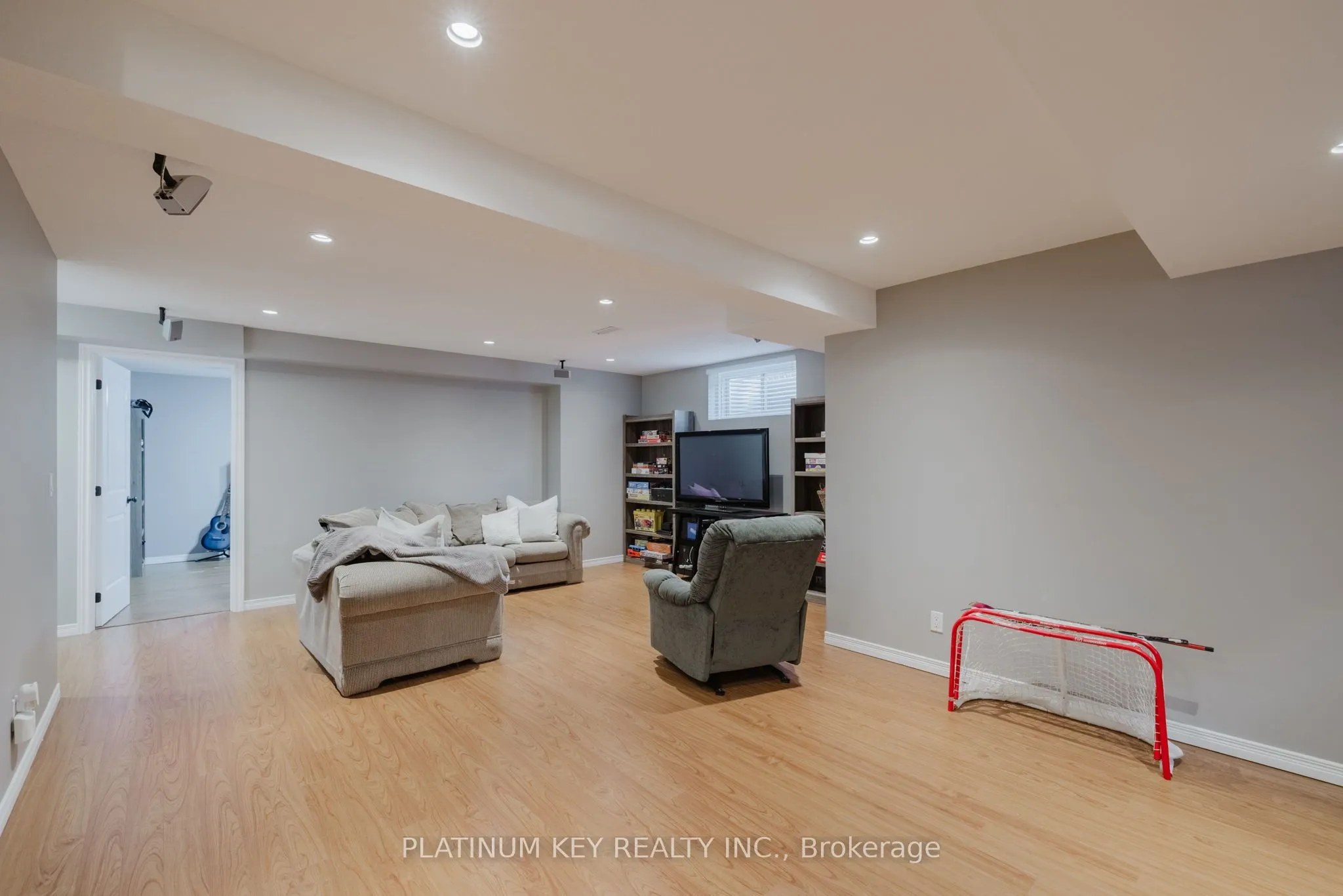 277 Thorne Drive
