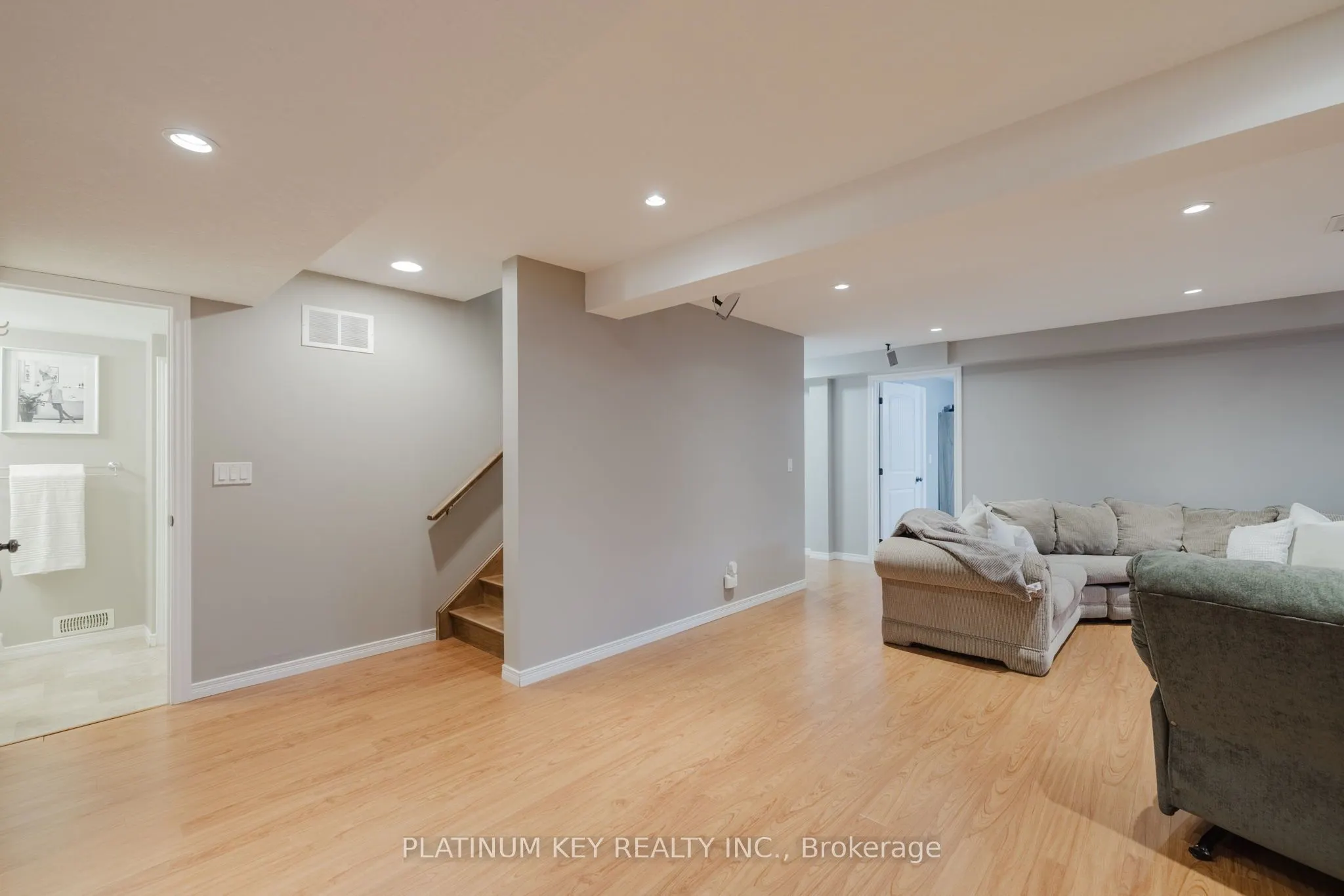277 Thorne Drive