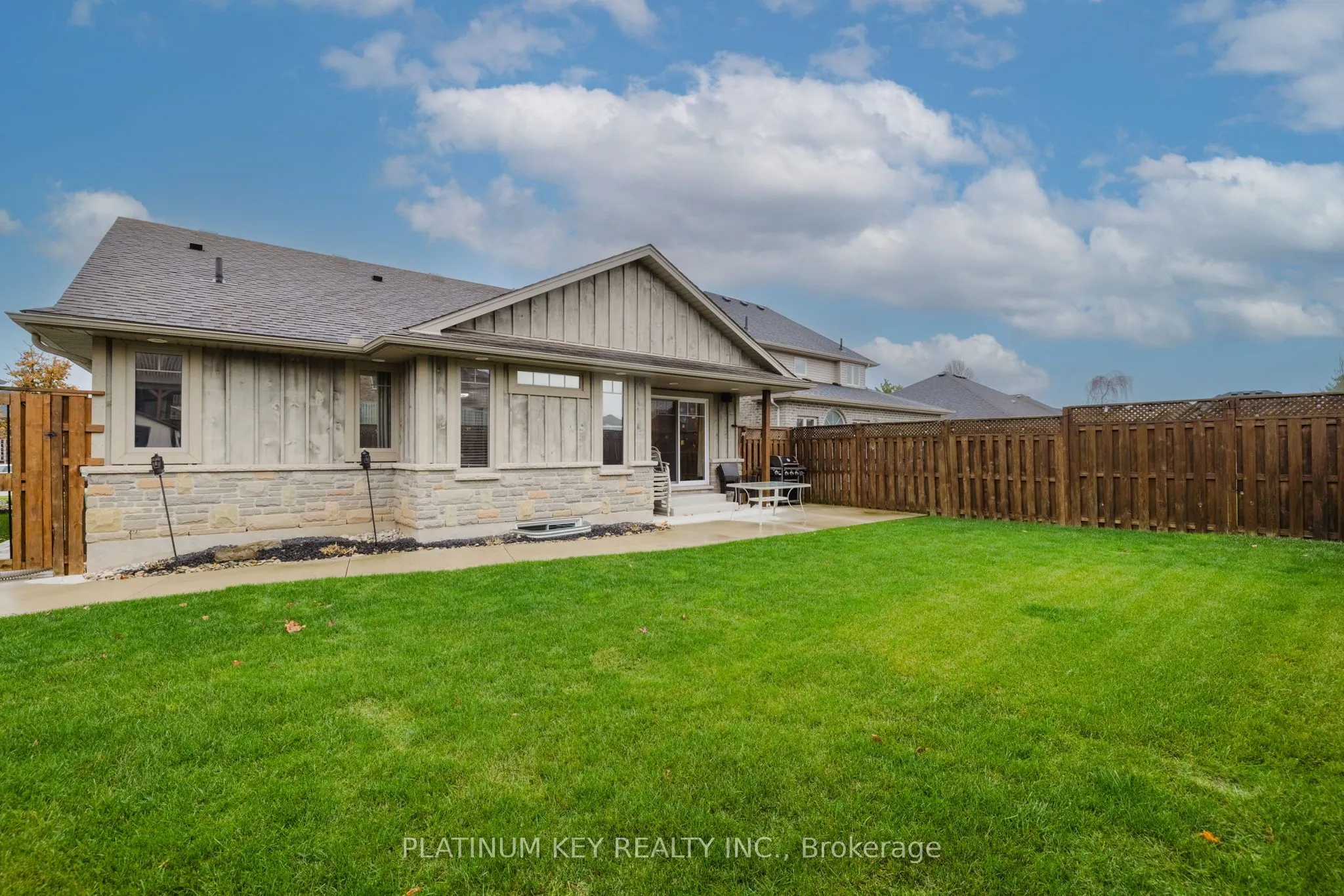 277 Thorne Drive