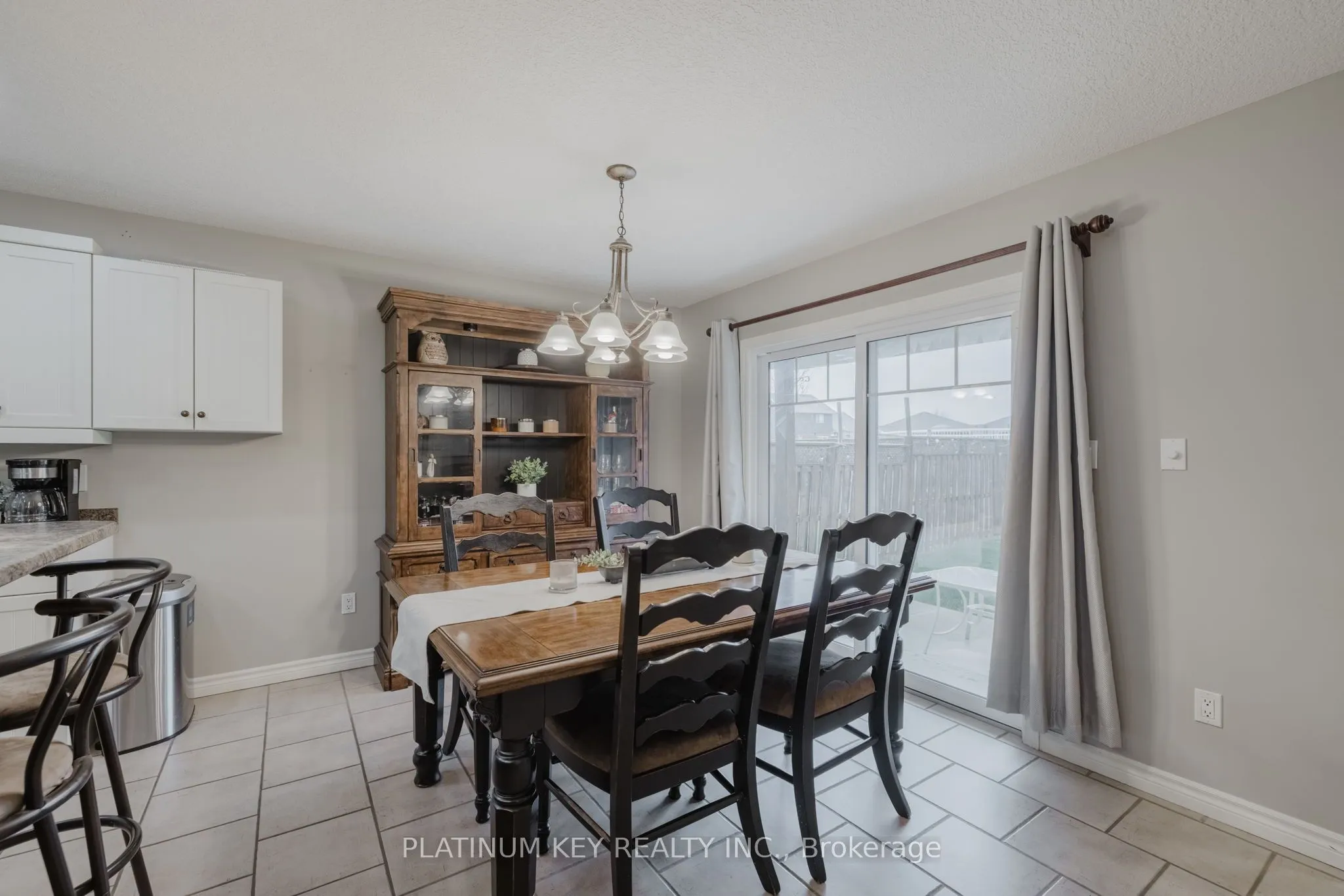 277 Thorne Drive
