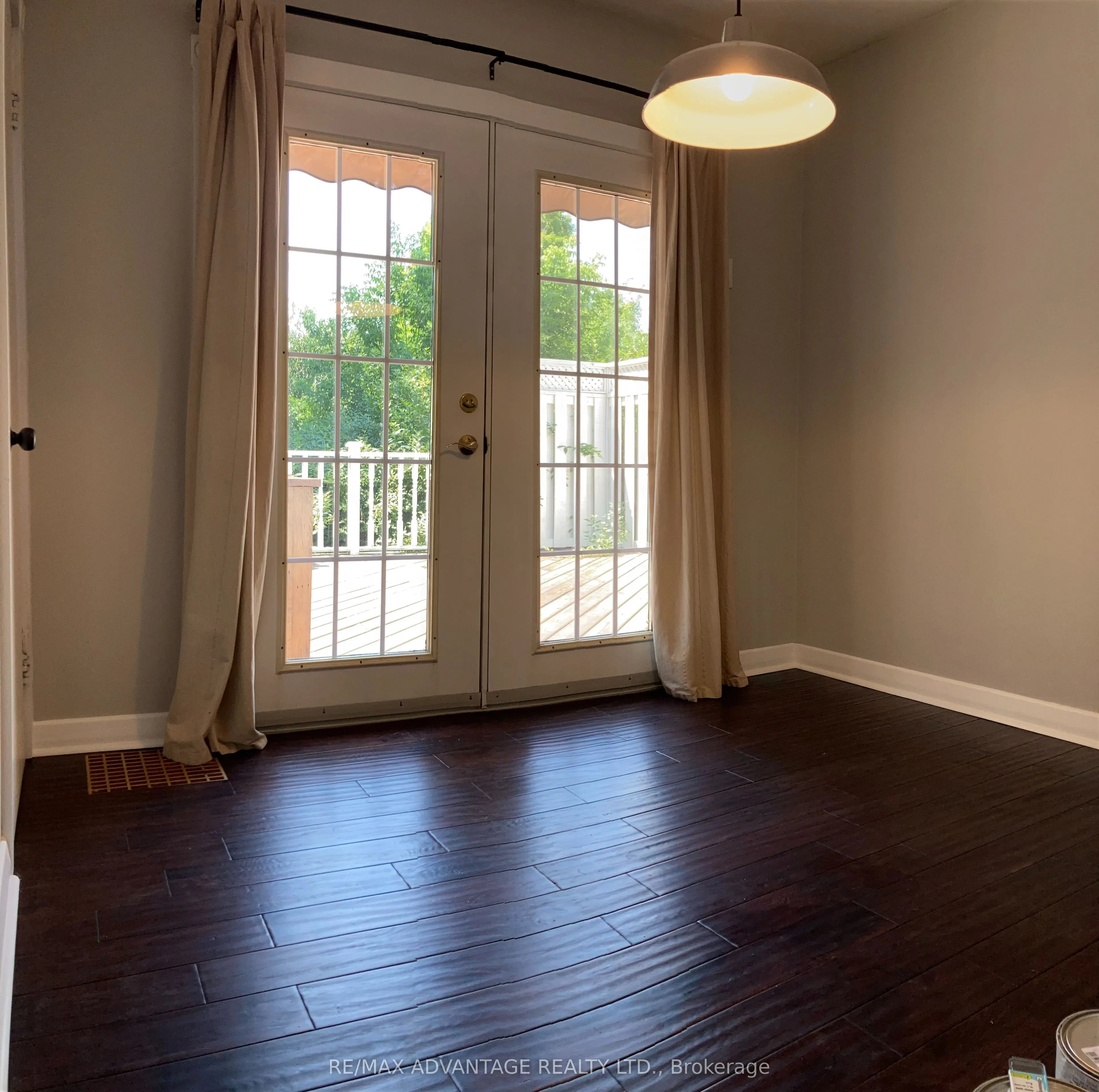 4 Lincoln Crescent