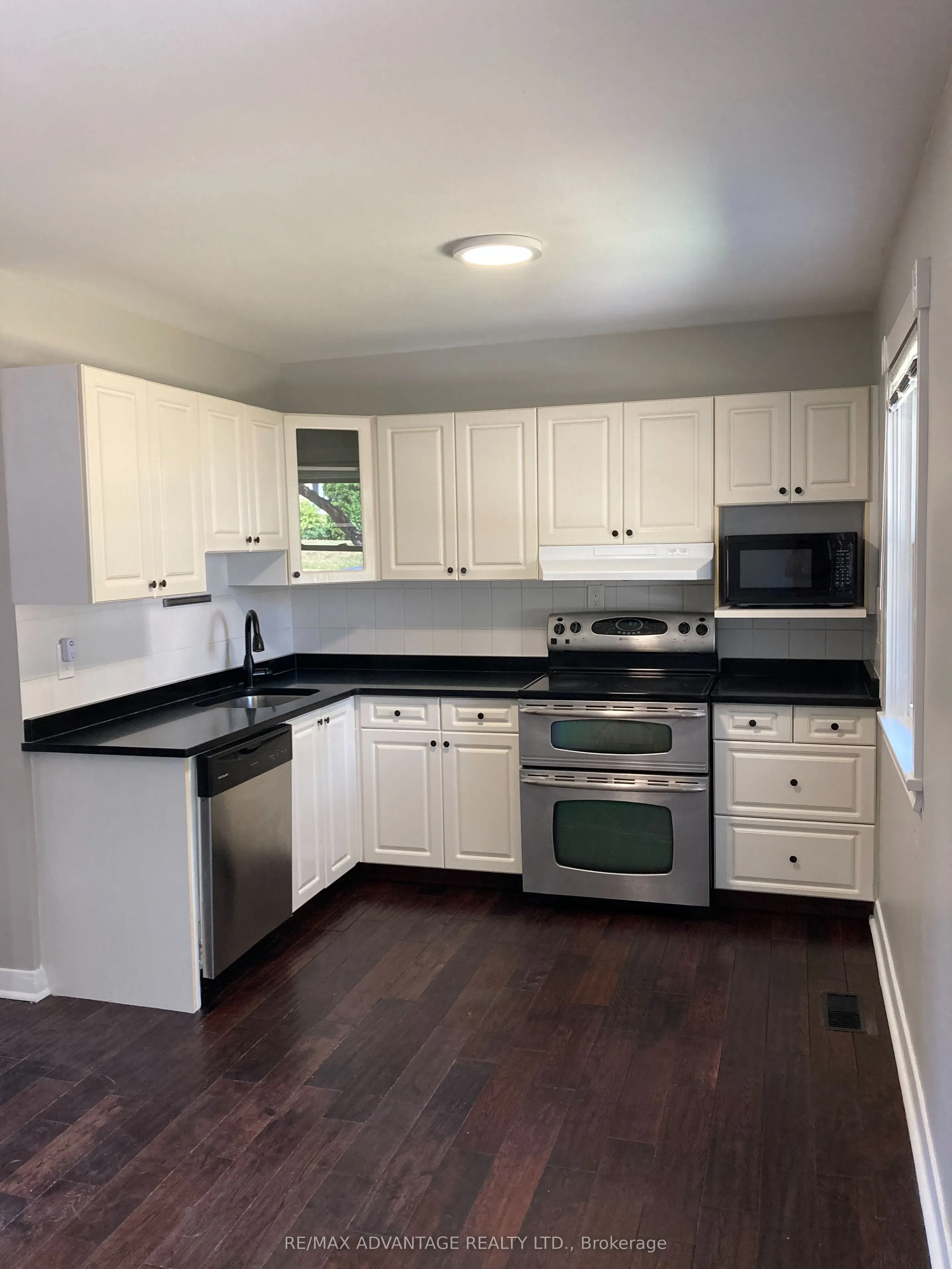 4 Lincoln Crescent