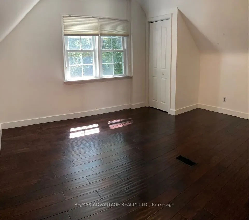 4 Lincoln Crescent