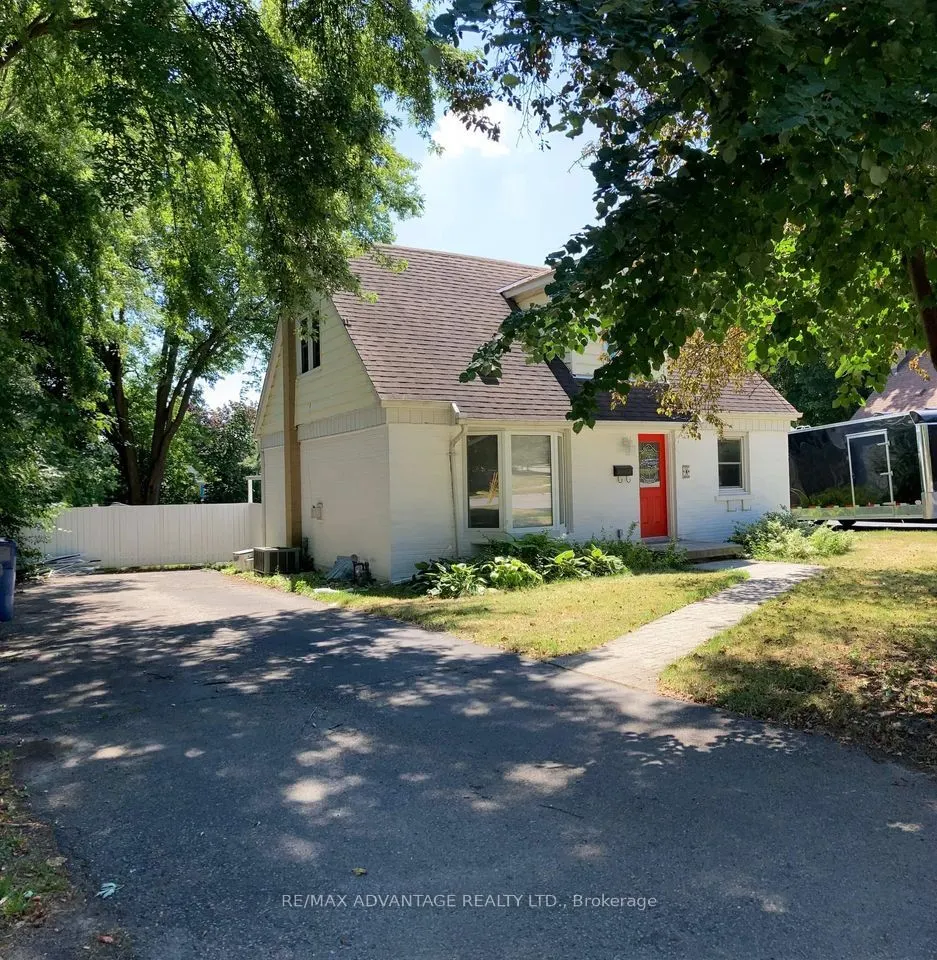4 Lincoln Crescent