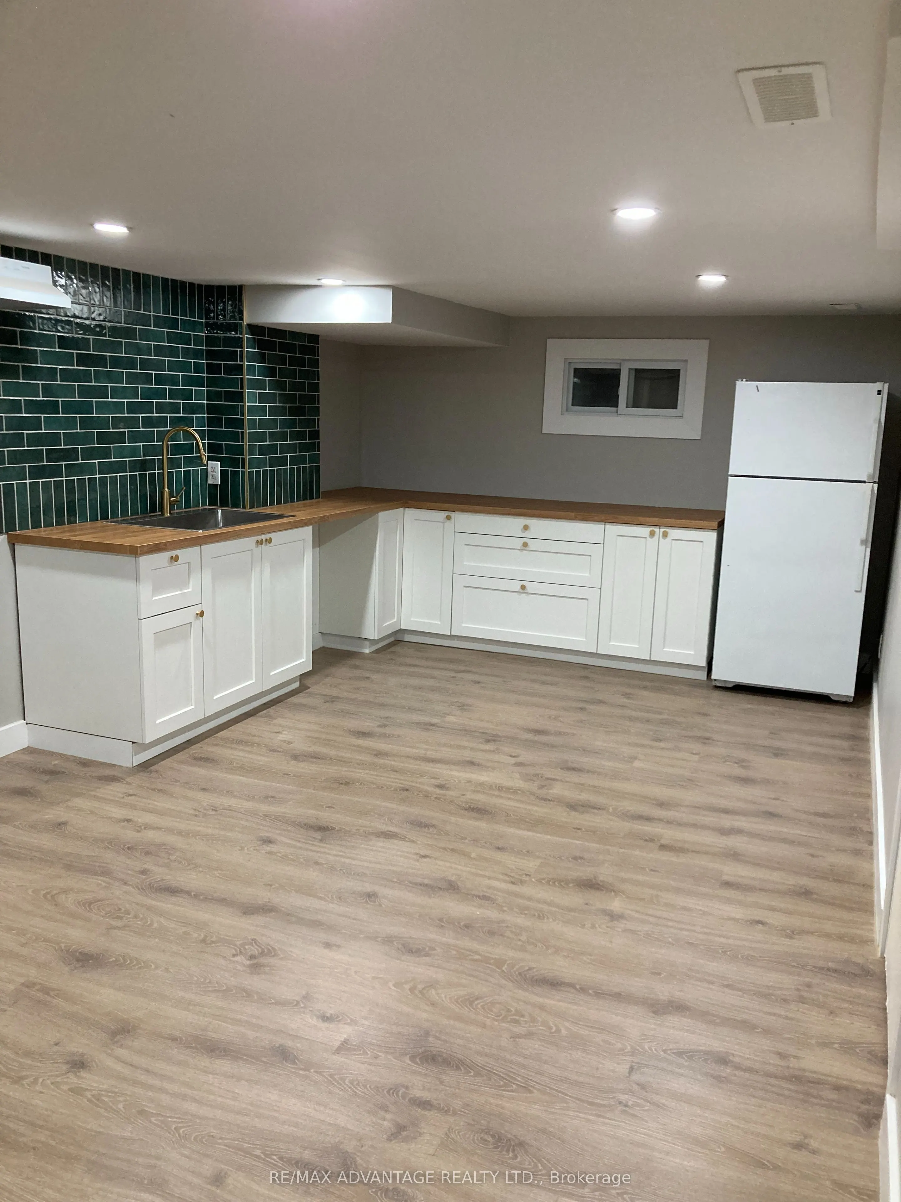 4 Lincoln Crescent