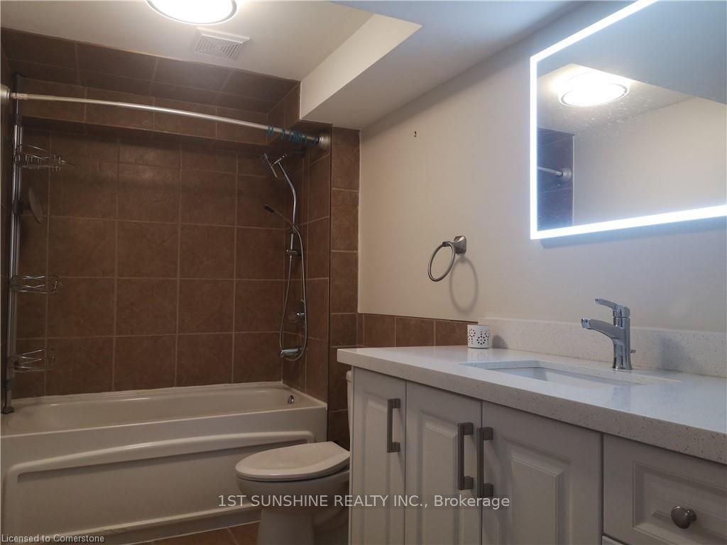 263 Hepburn Crescent