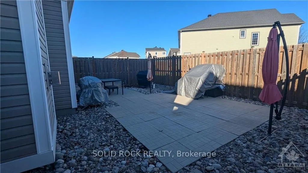 32 SOLARIS Drive