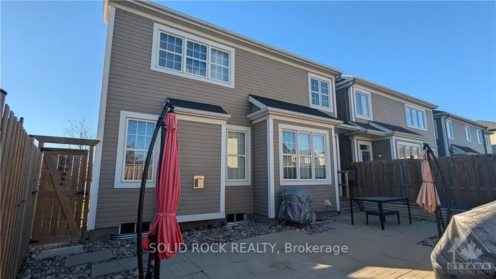 32 SOLARIS Drive