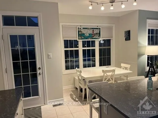 32 SOLARIS Drive