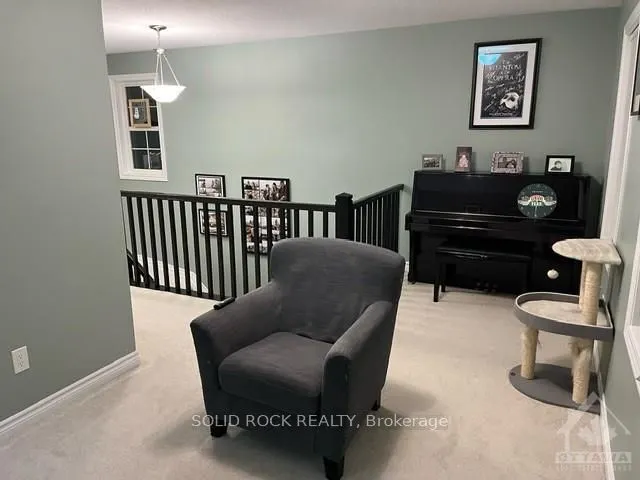 32 SOLARIS Drive