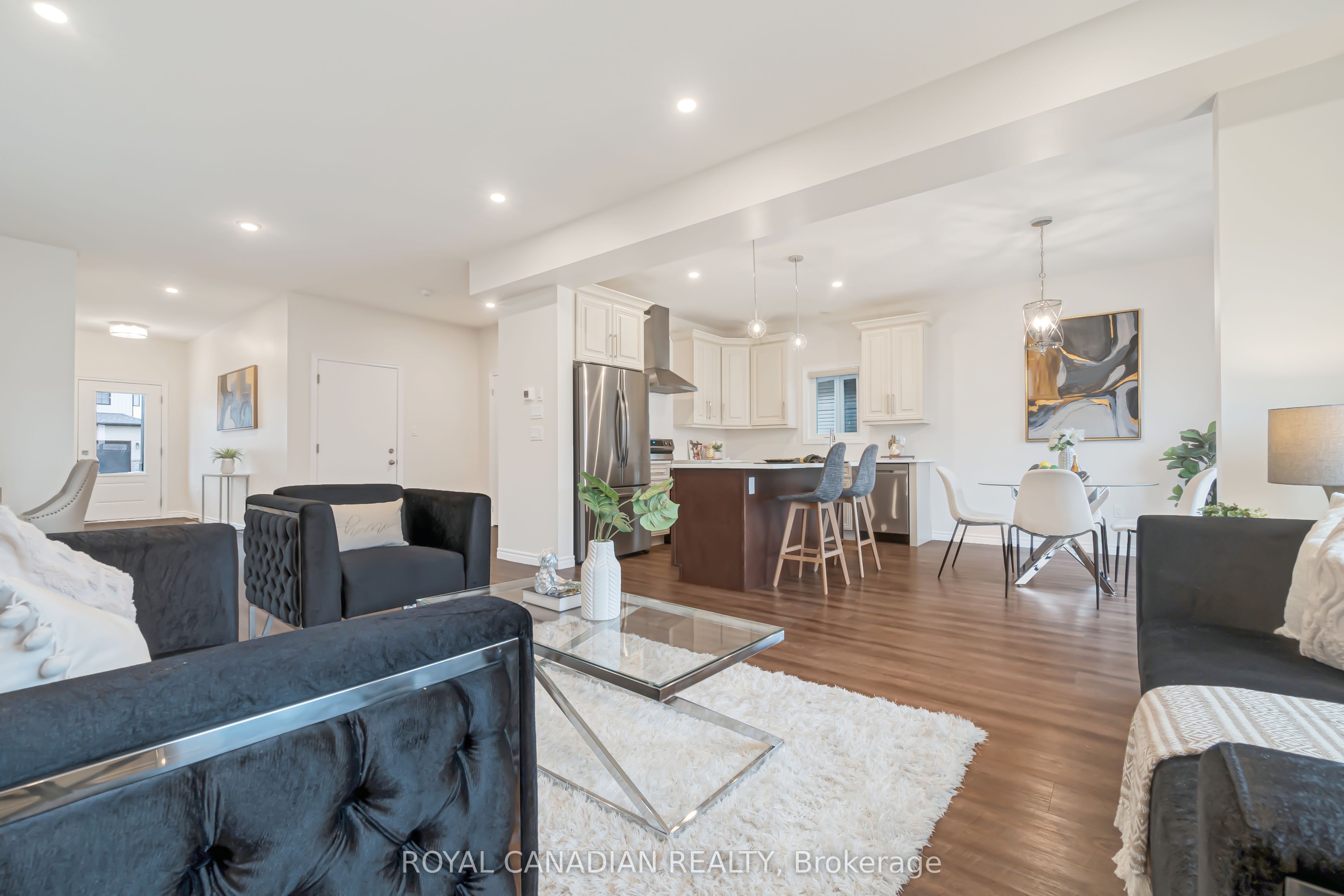 3600 Earlston Crossing E