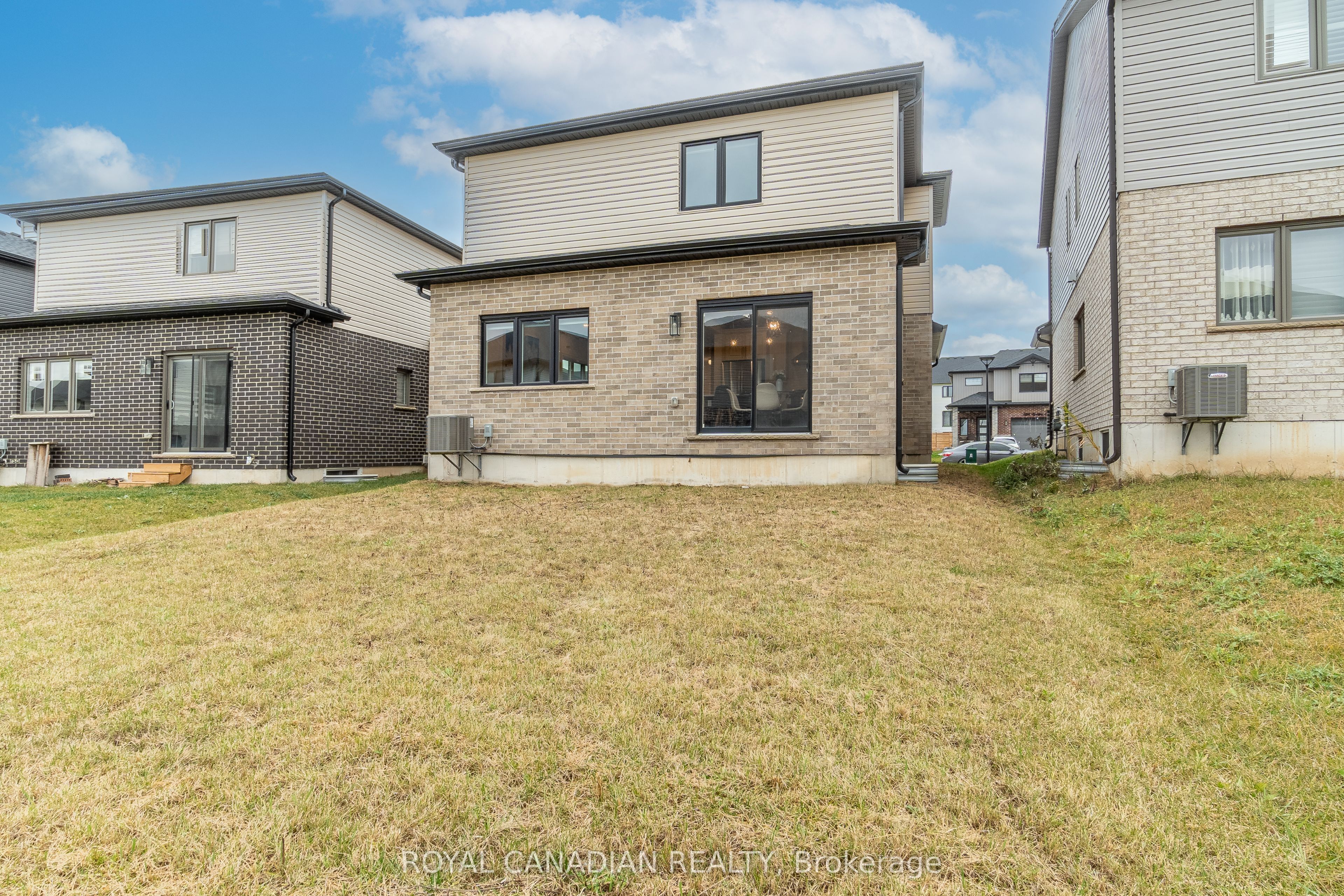 3600 Earlston Crossing E