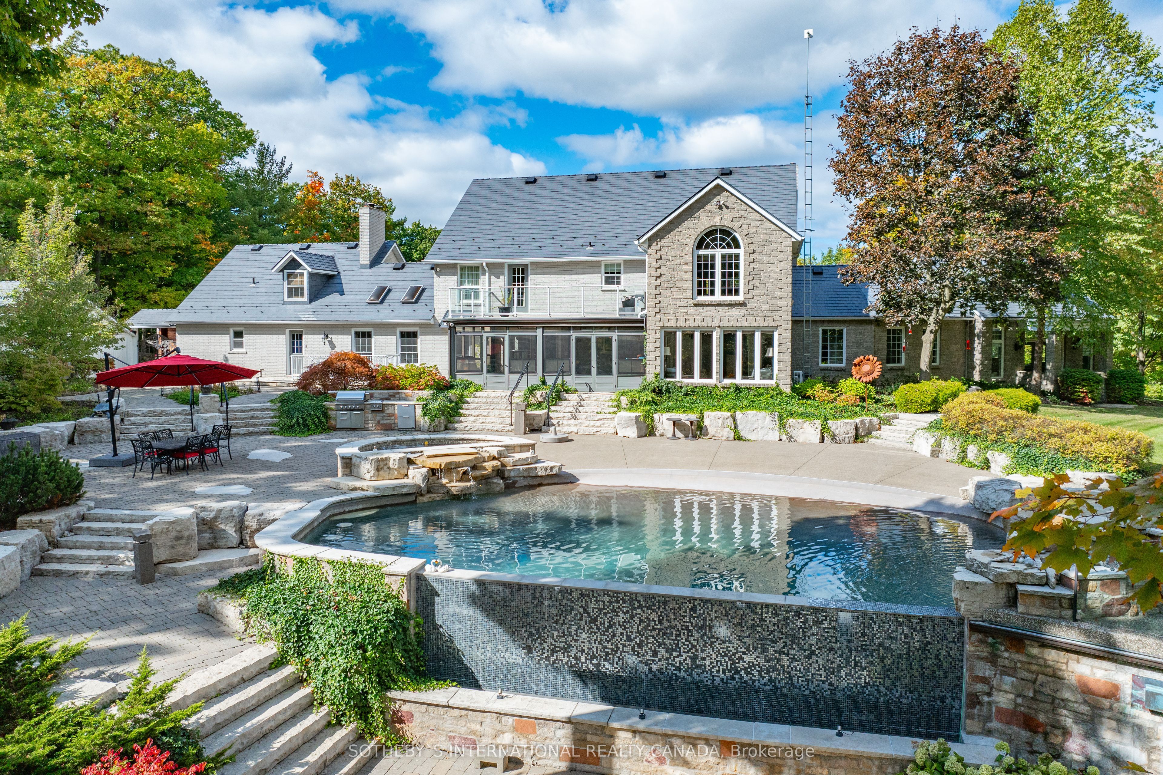 3867 QUARRY Road