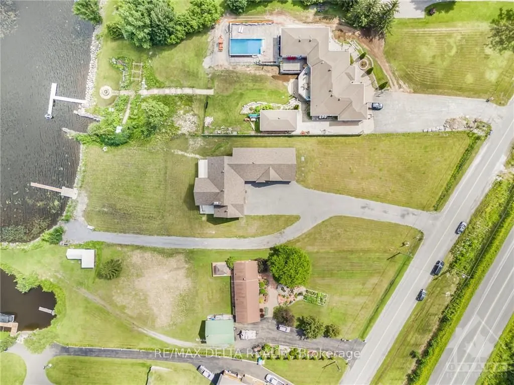 3815 OLD HIGHWAY 17 Road