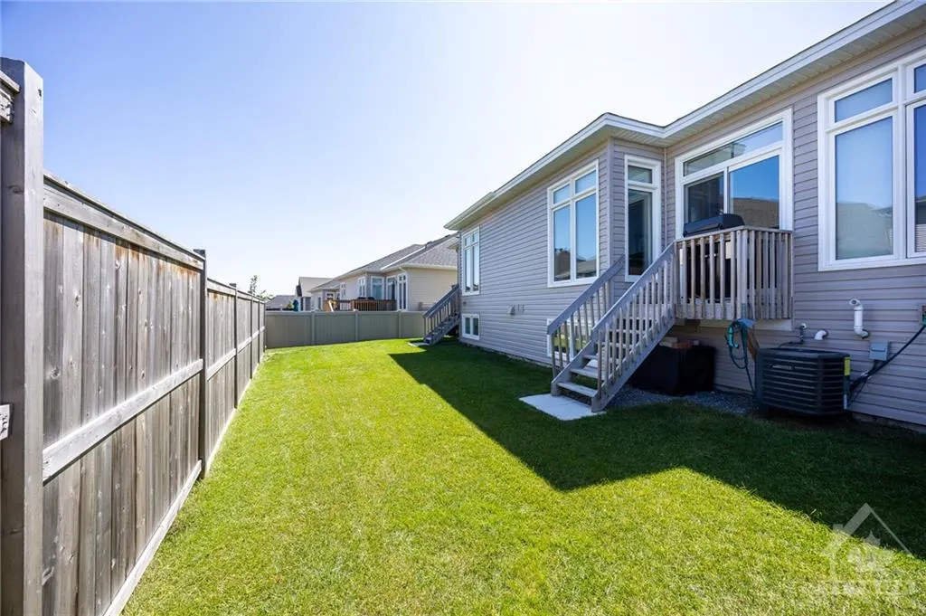 60 KAYENTA Street