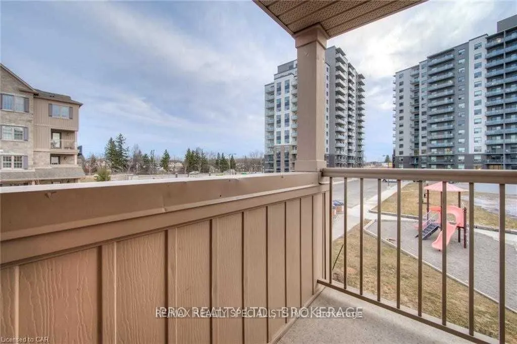 1460 Highland Road W, #8J