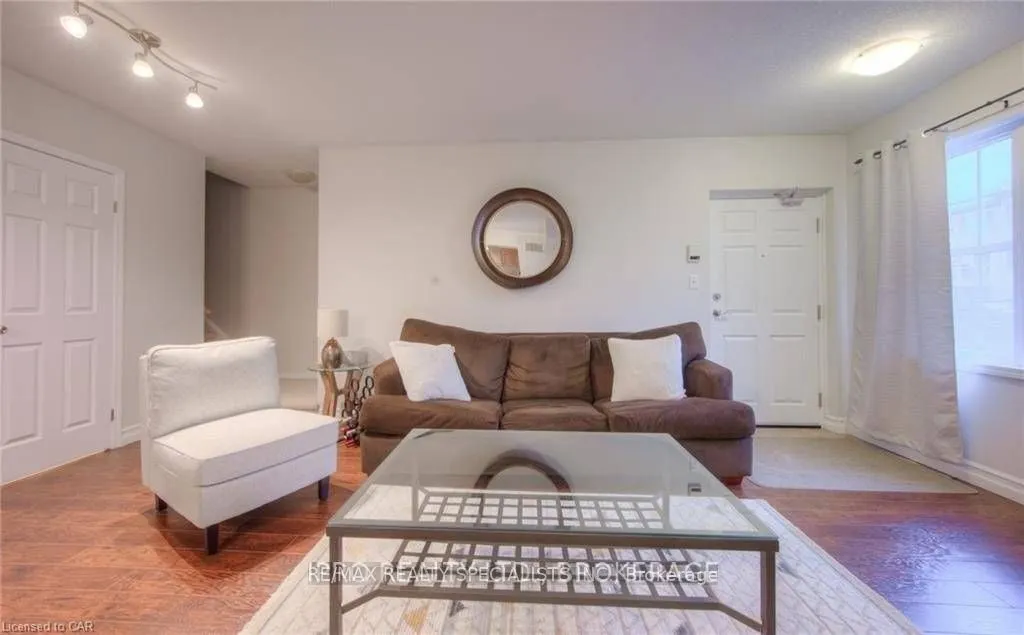 1460 Highland Road W, #8J