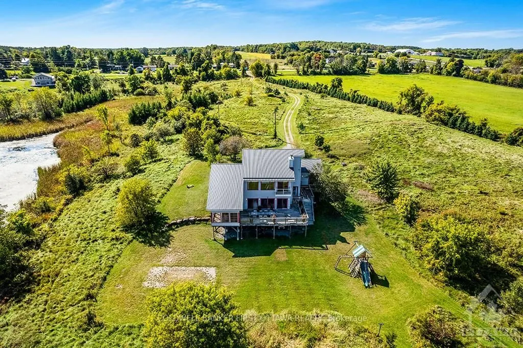 9868 COUNTY ROAD 42 Road