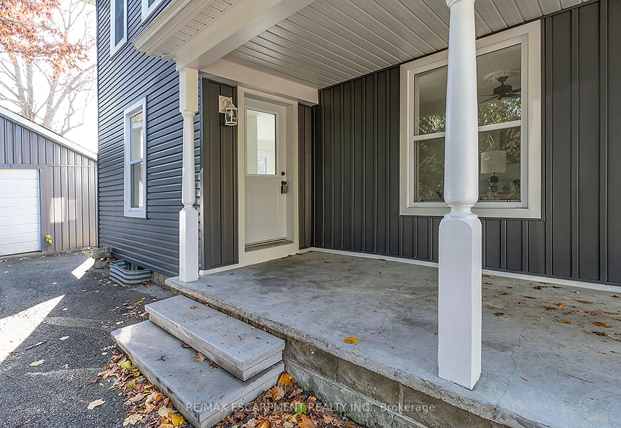 237 MAIN Street E