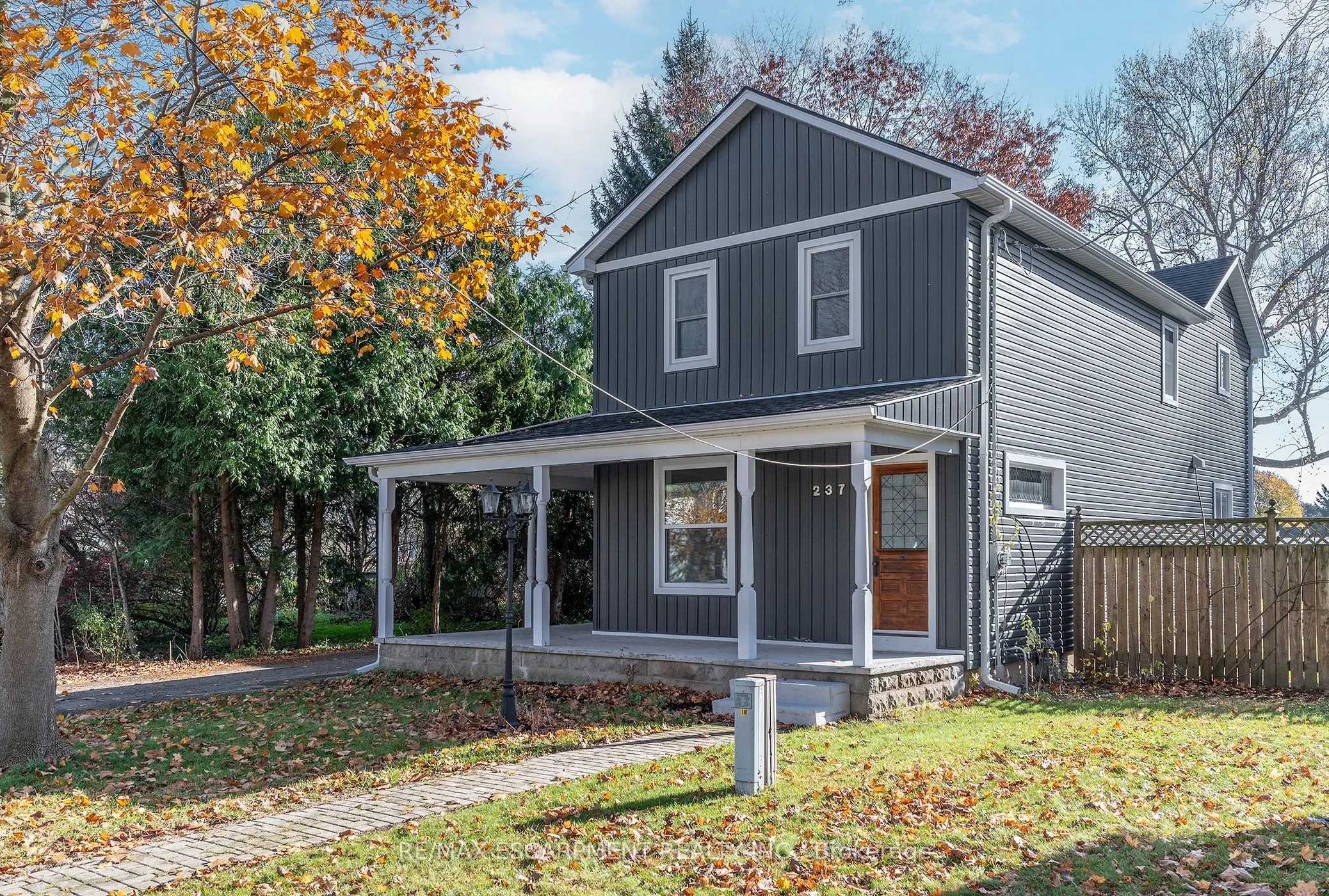 237 MAIN Street E
