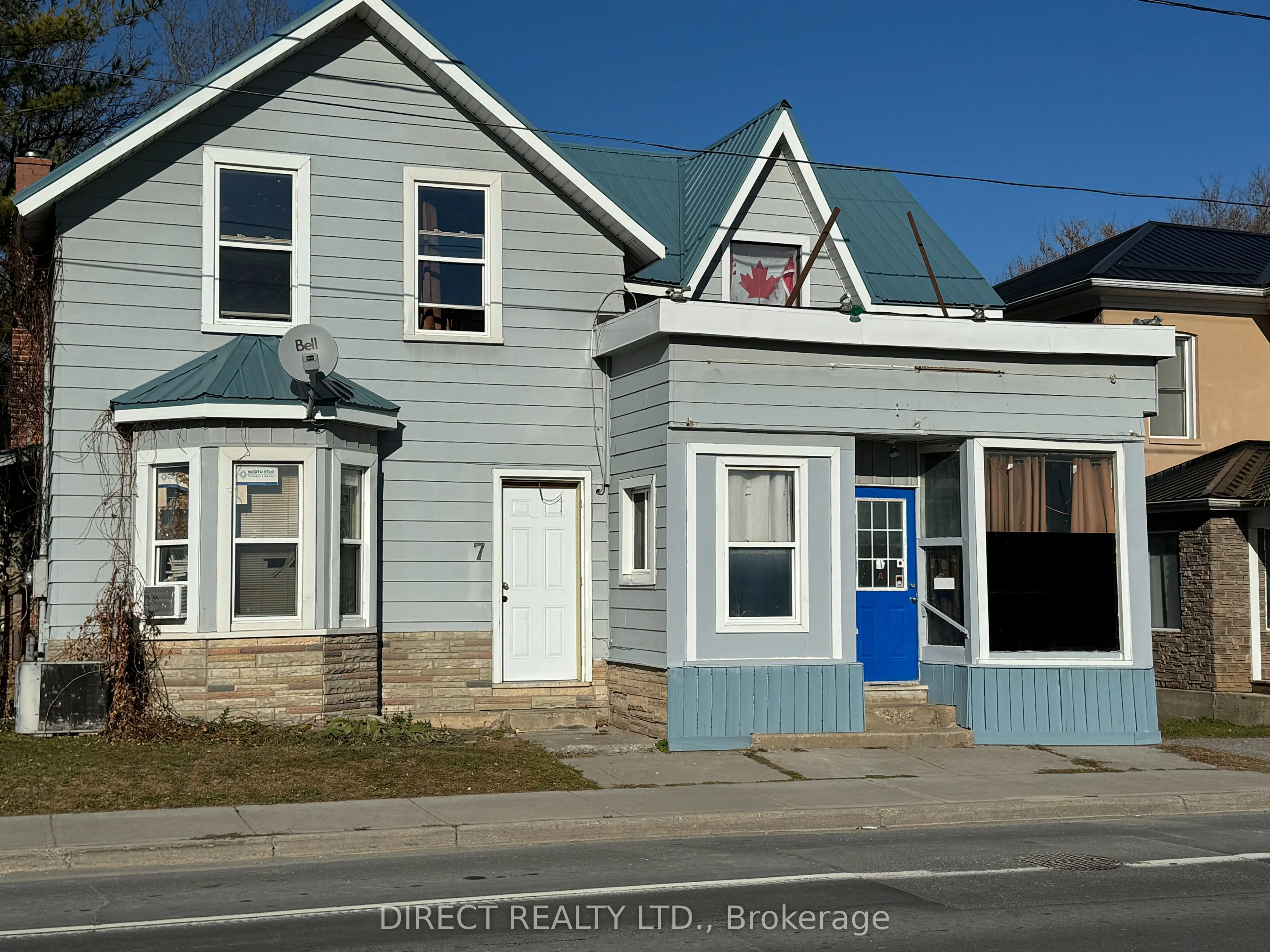 7 Ottawa Street E