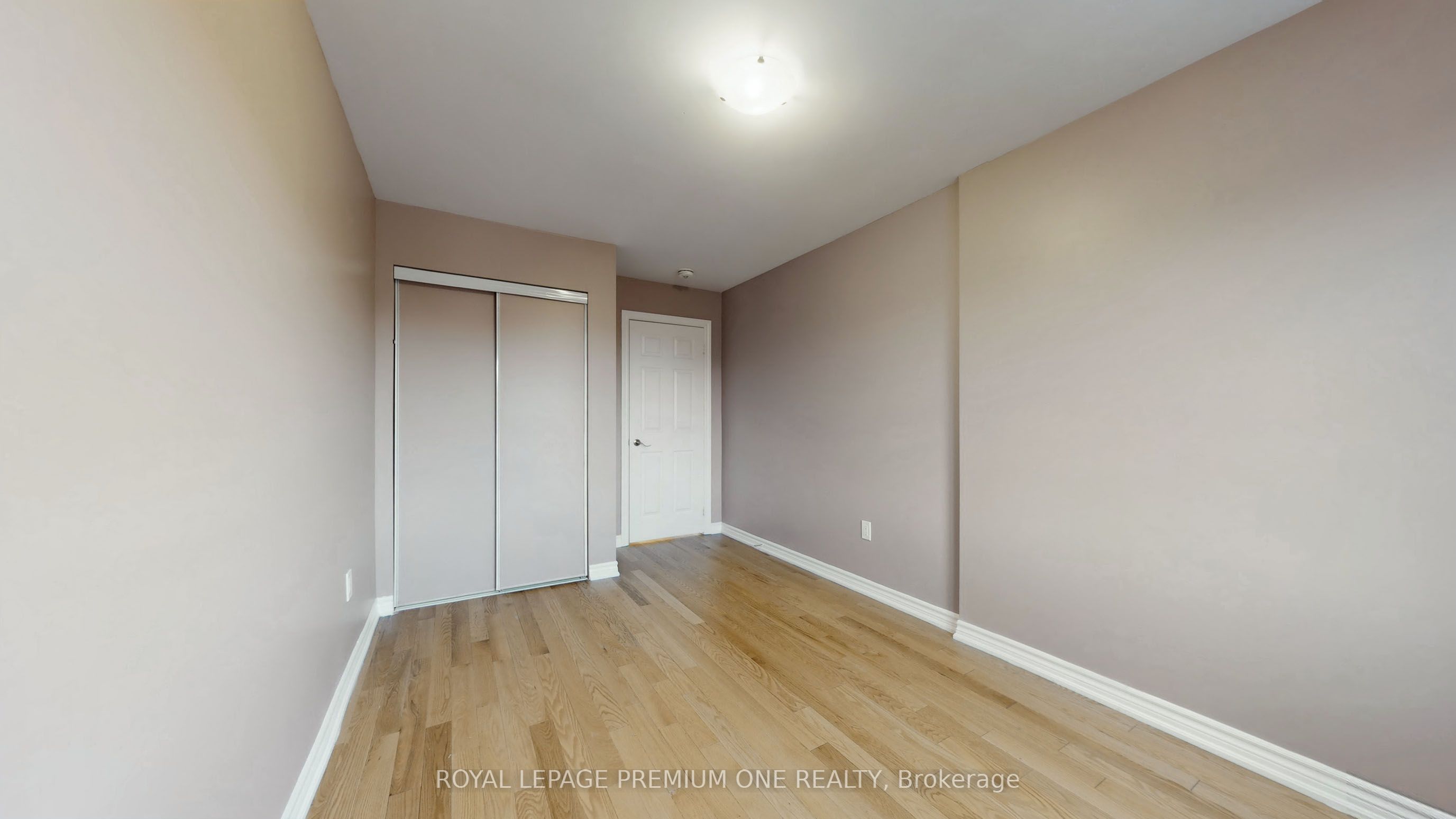 344 Ridley Crescent