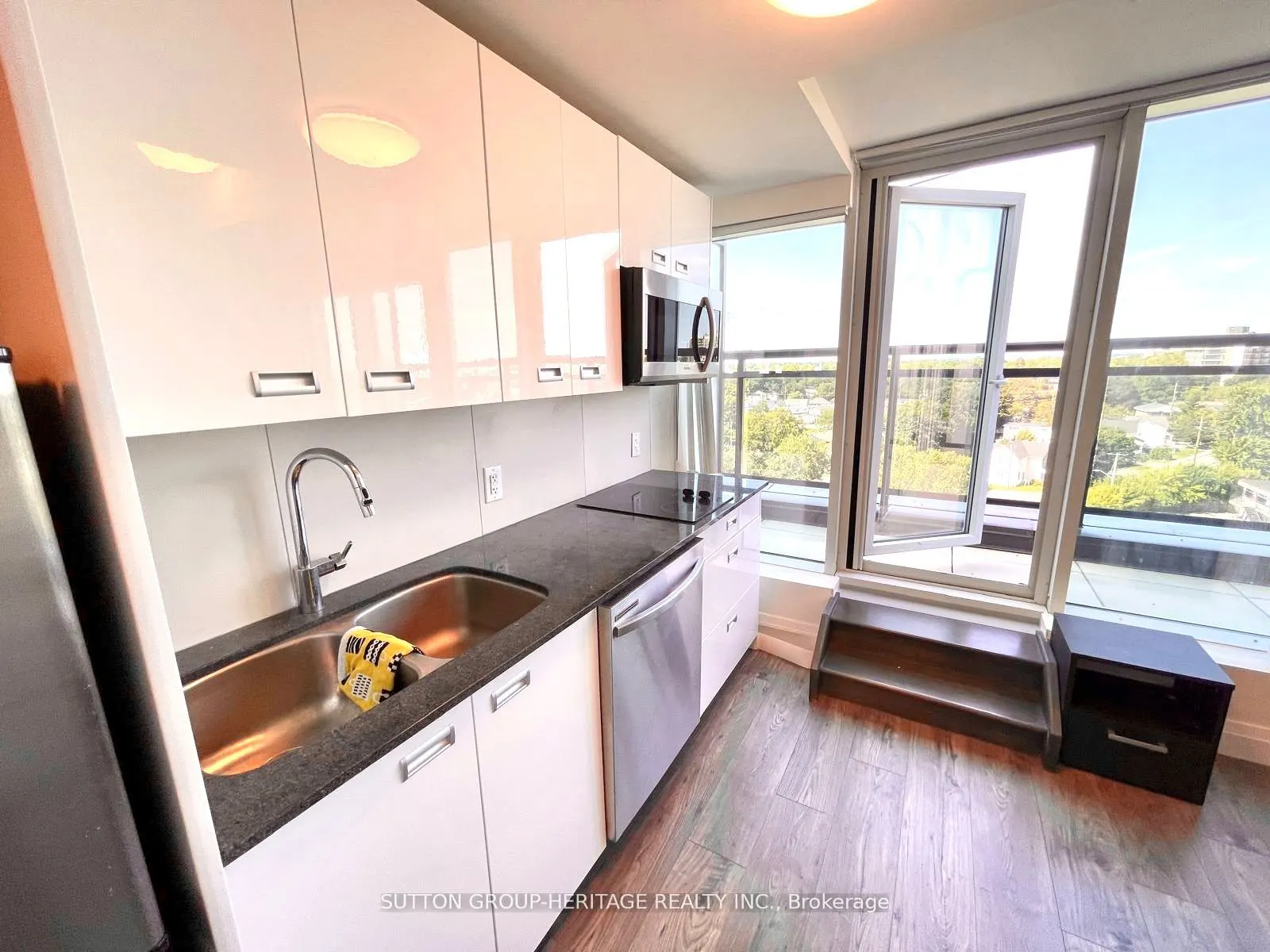 652 Princess Street, #929