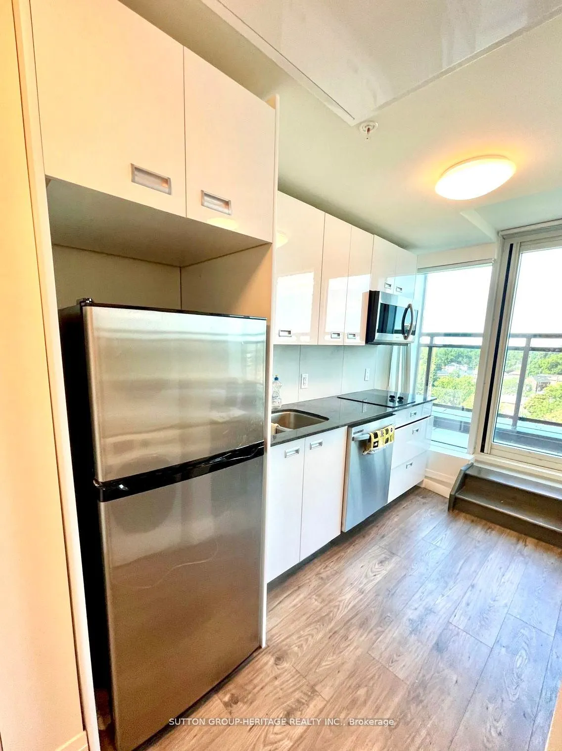 652 Princess Street, #929