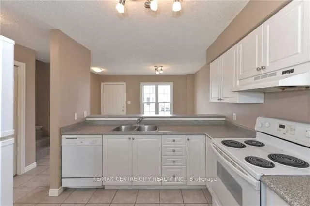 600 Sarnia Road #31
