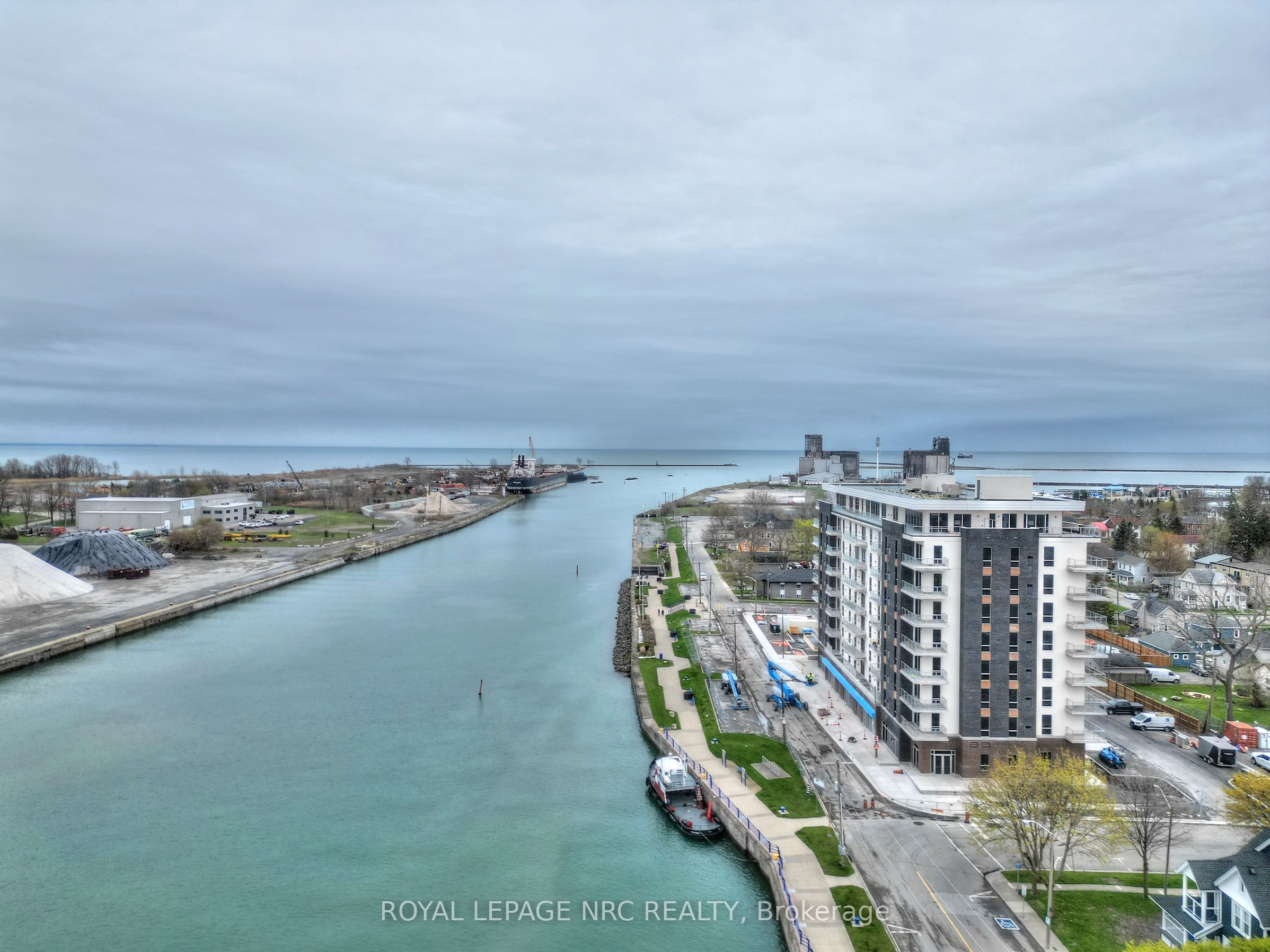 118 WEST Street #803
