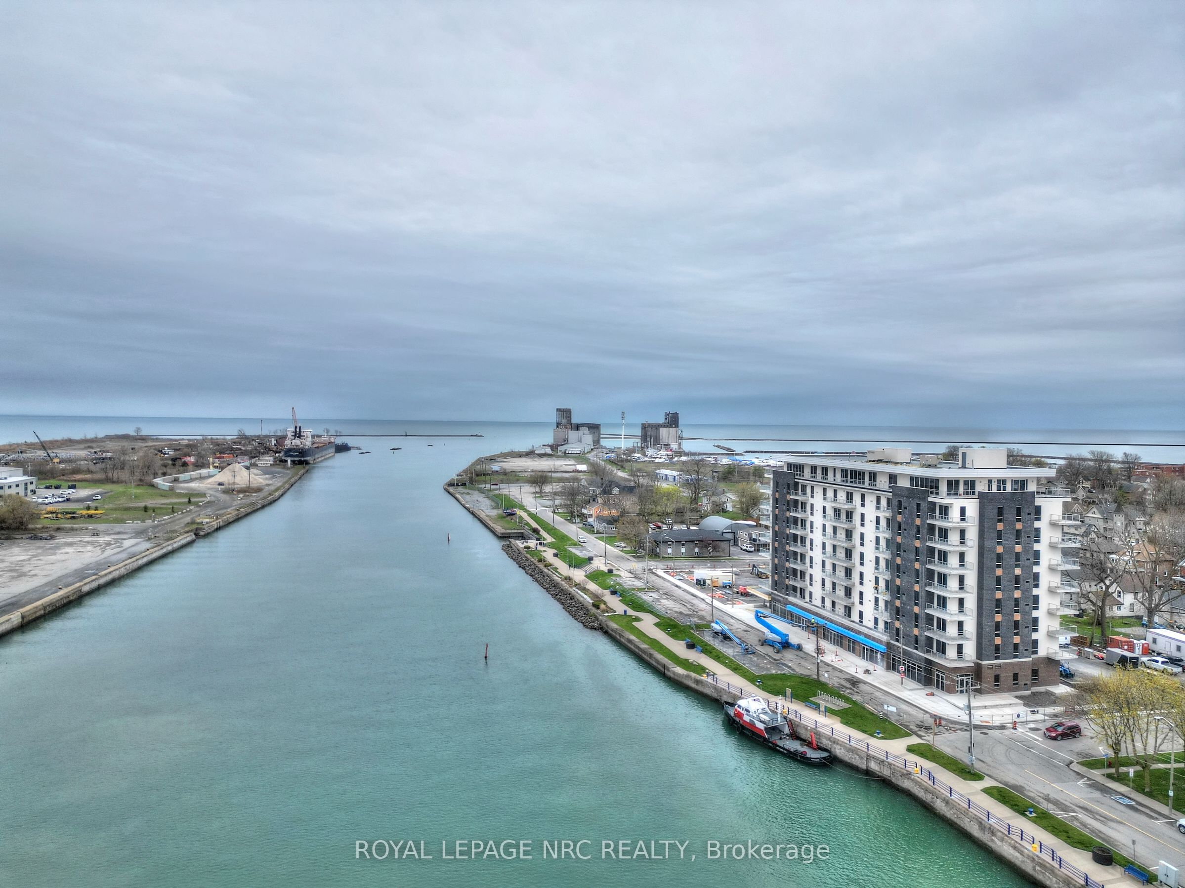 118 WEST Street #803