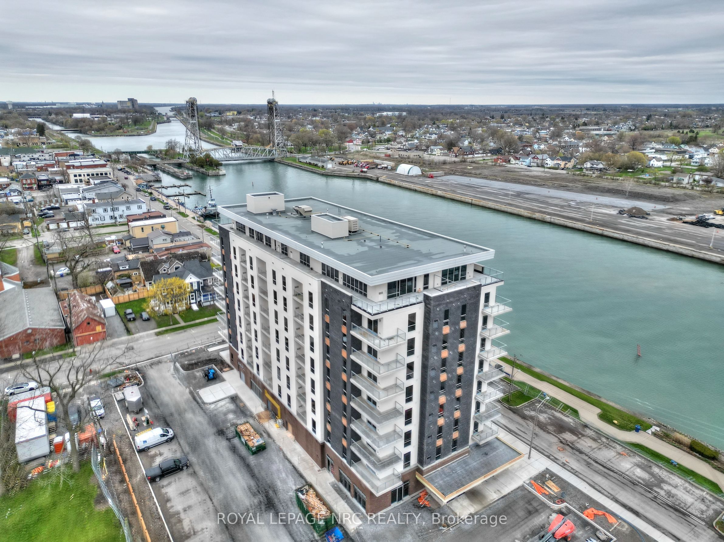 118 WEST Street #803